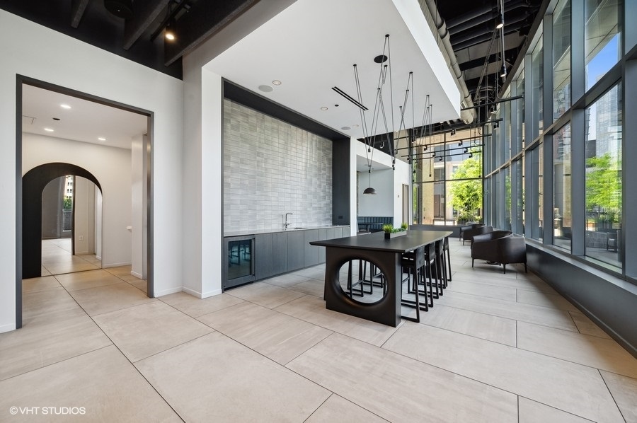 450 E Waterside Drive Unit: 1808