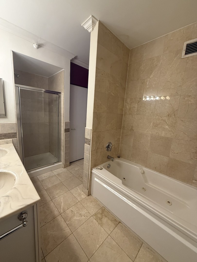630 N State Street Unit: 1808