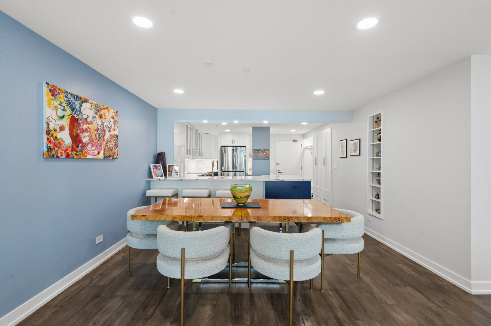 195 N HARBOR Drive Unit: 2408