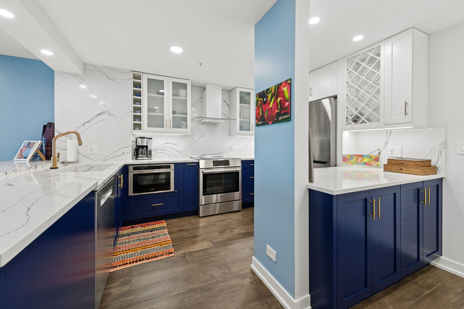 195 N HARBOR Drive Unit: 2408