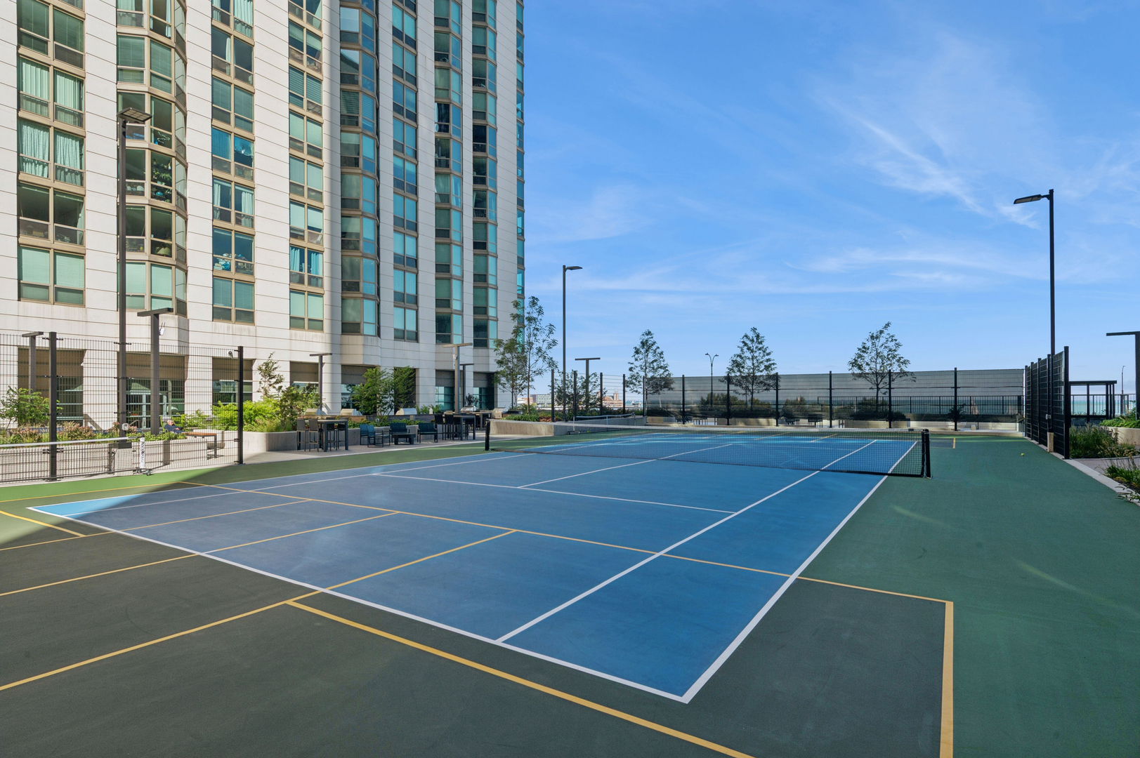 195 N HARBOR Drive Unit: 2408