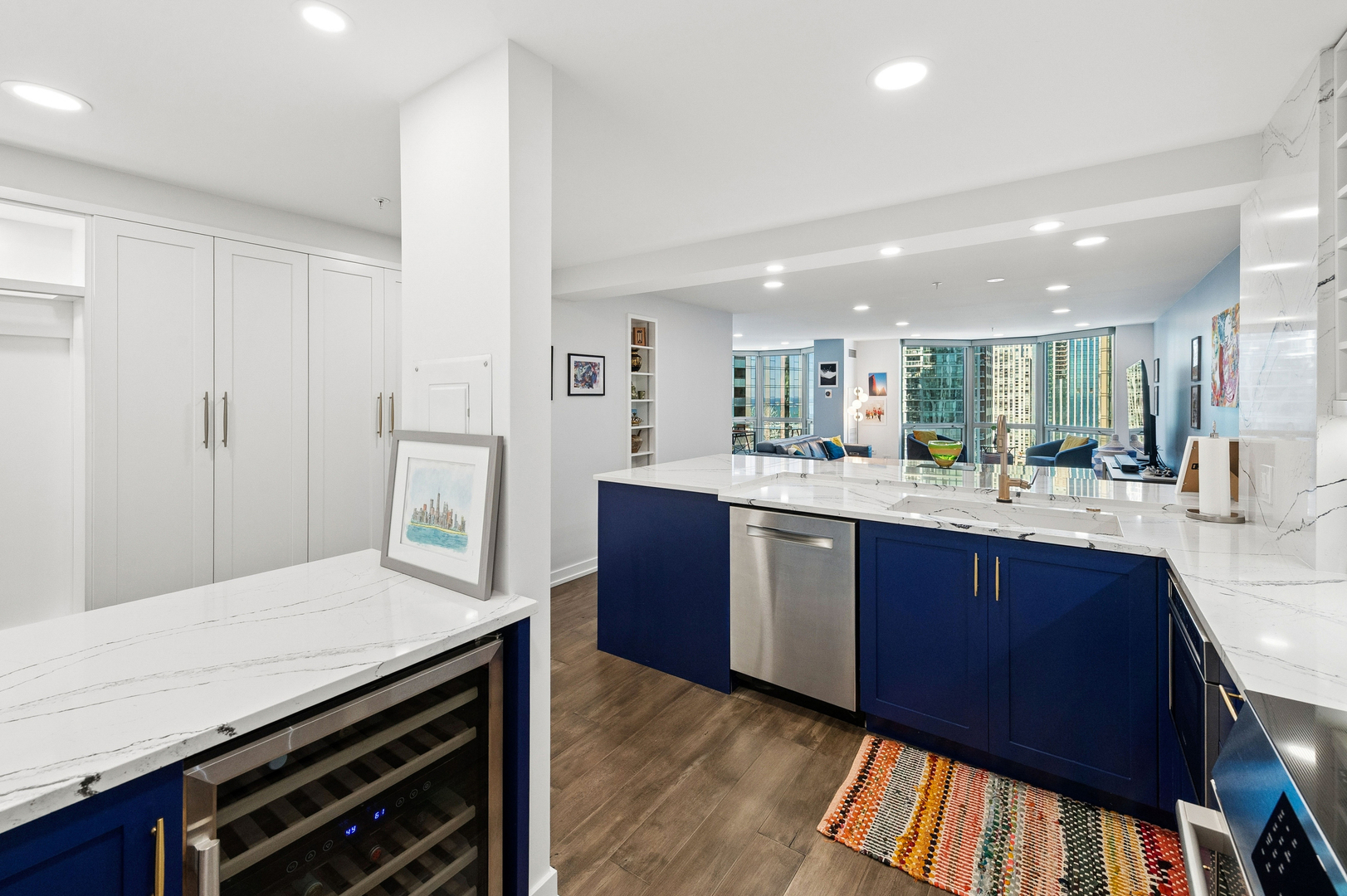 195 N HARBOR Drive Unit: 2408