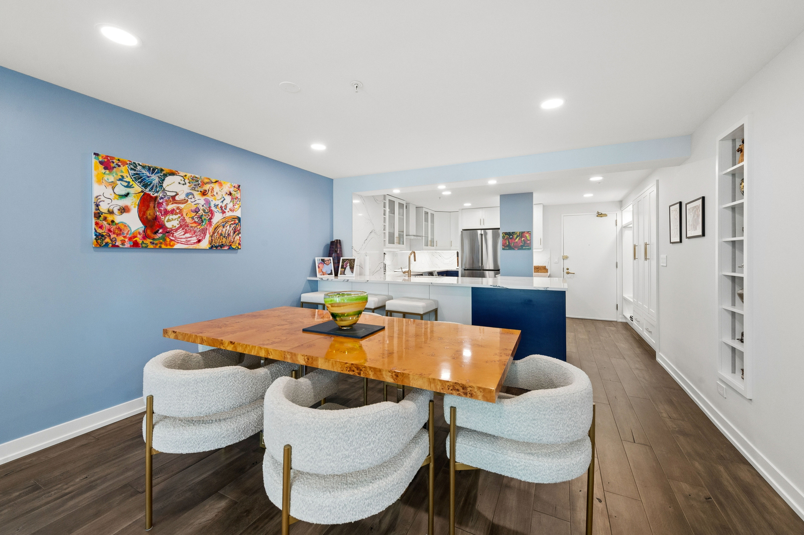 195 N HARBOR Drive Unit: 2408