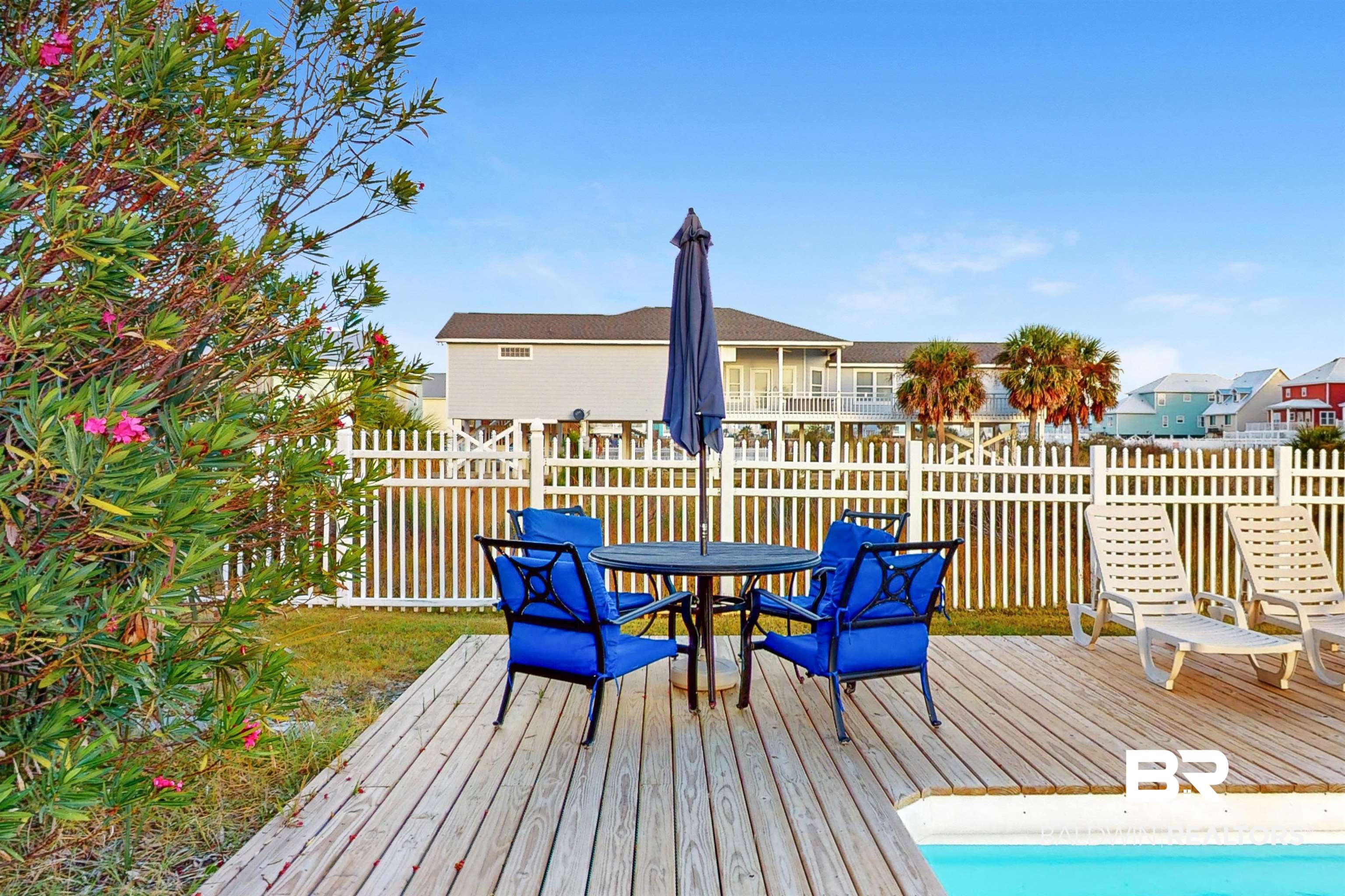 1409 W Lagoon Avenue
