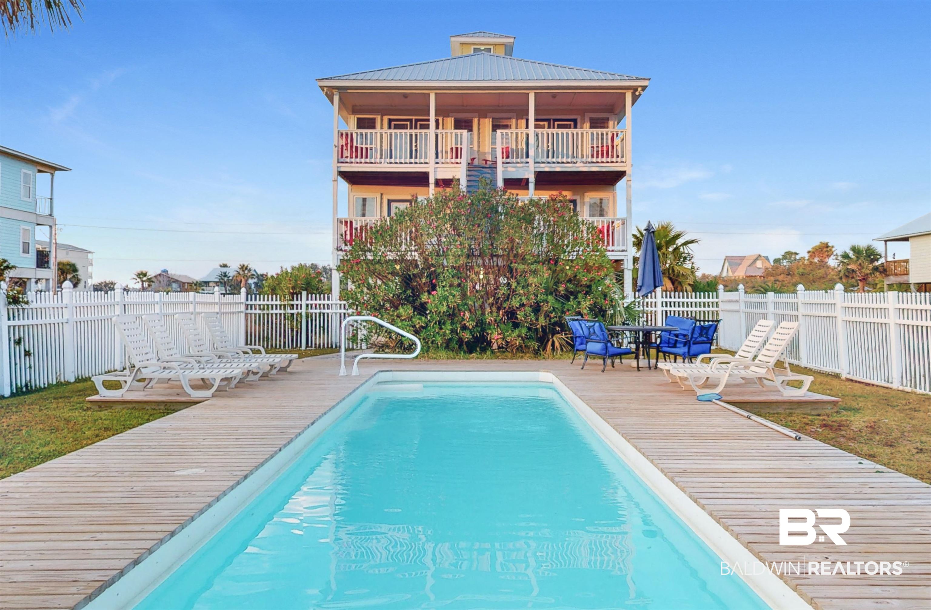 1409 W Lagoon Avenue