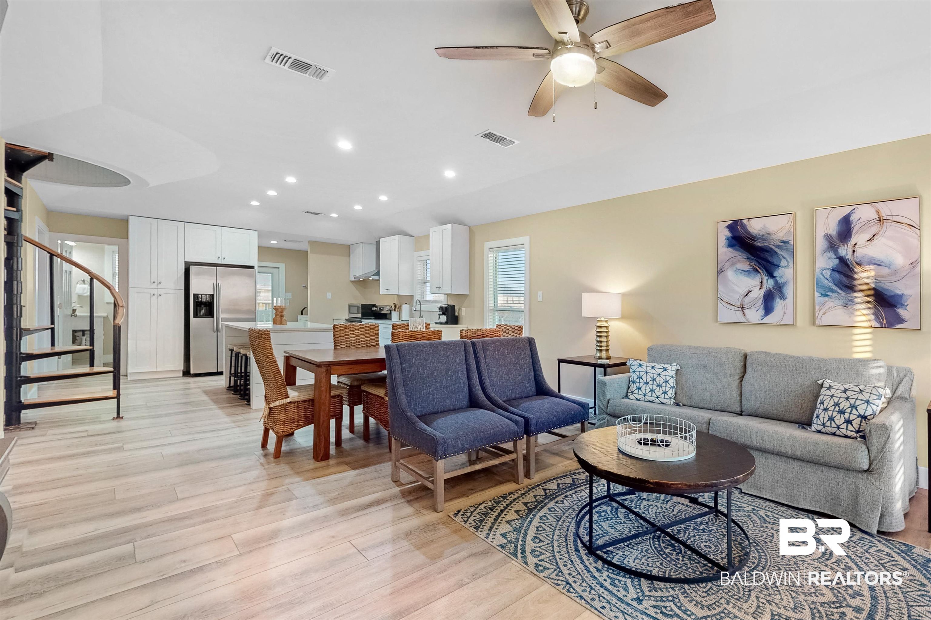 1409 W Lagoon Avenue