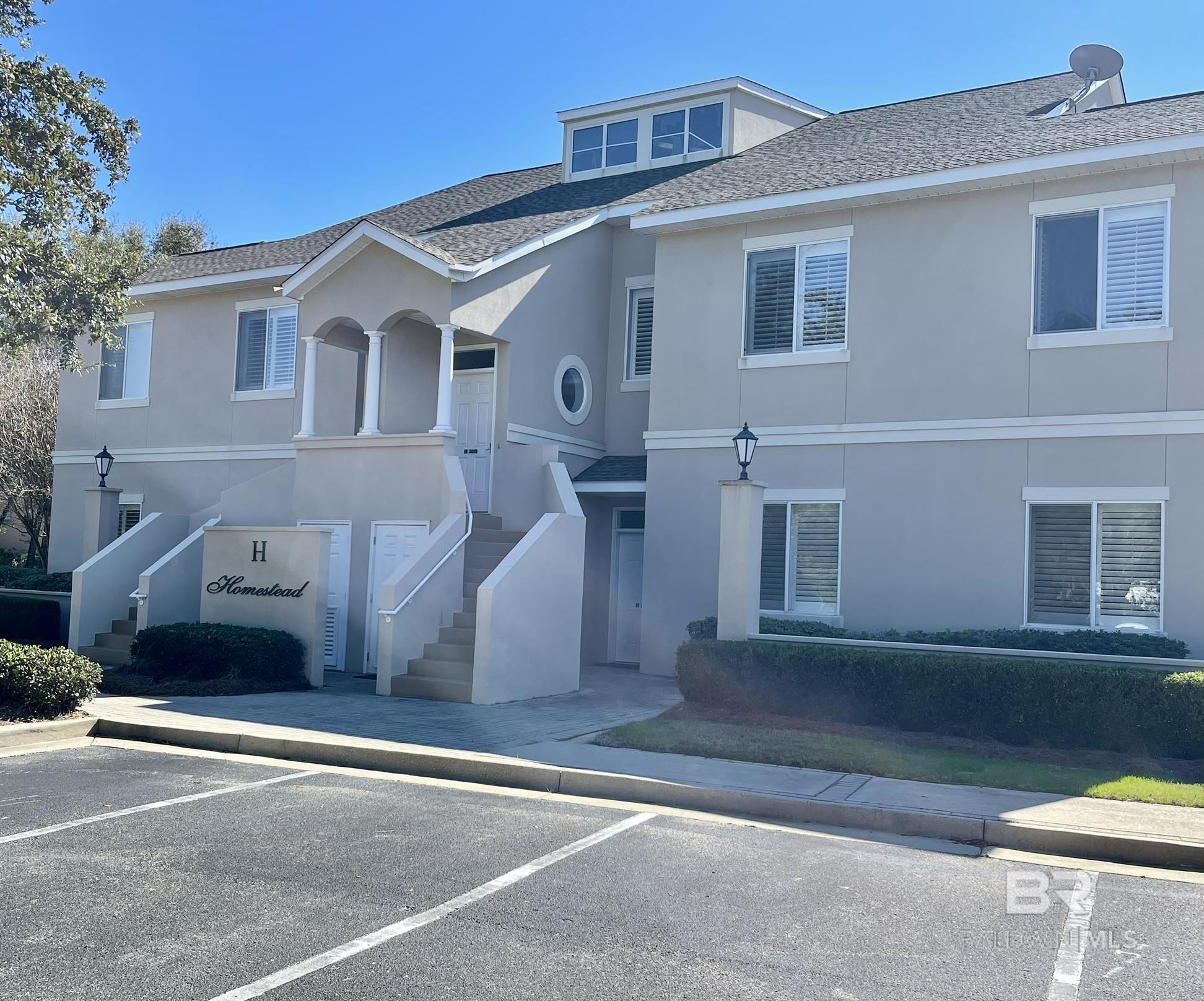 200 Peninsula Boulevard H-102