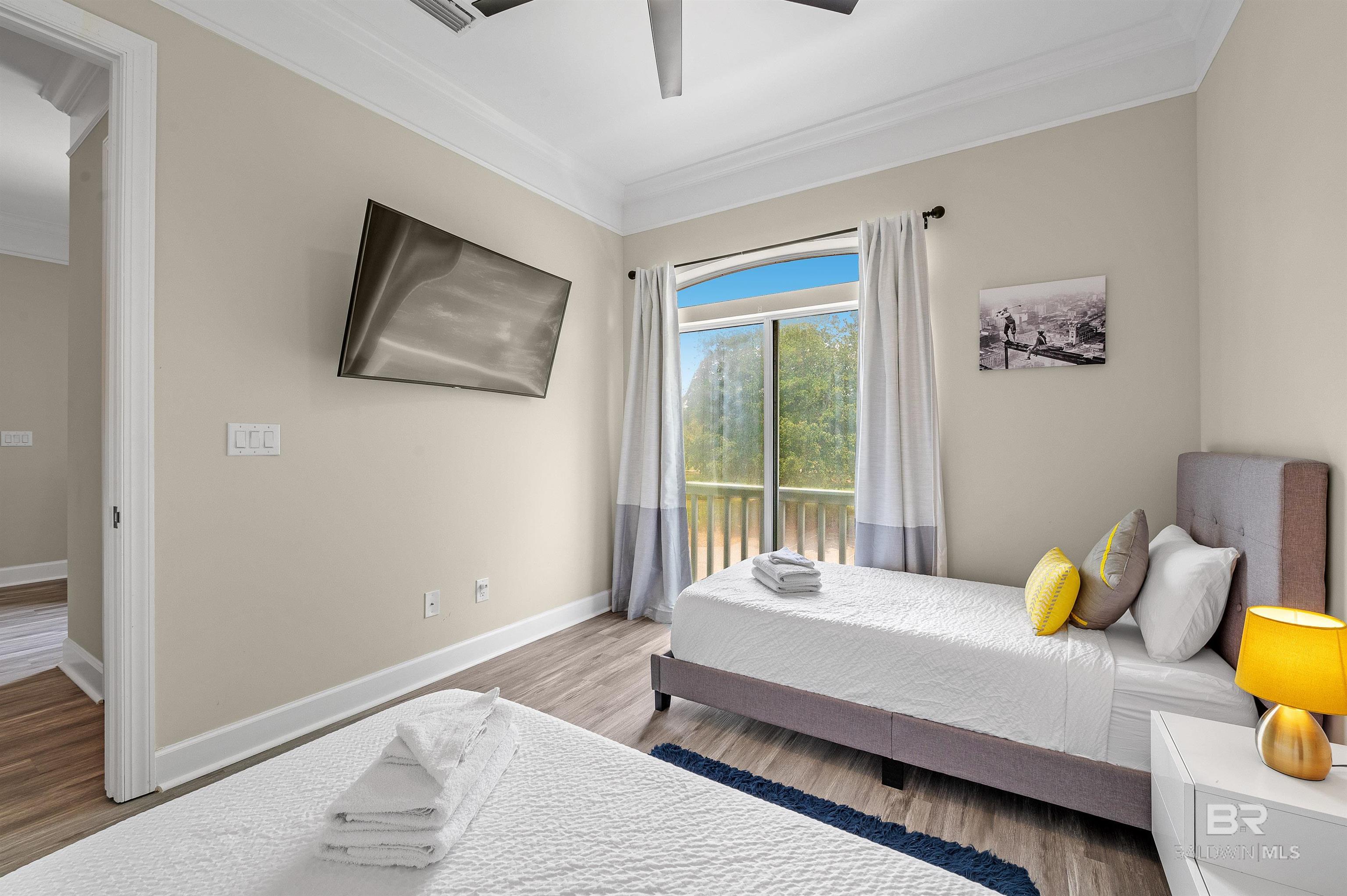 200 Peninsula Boulevard B203