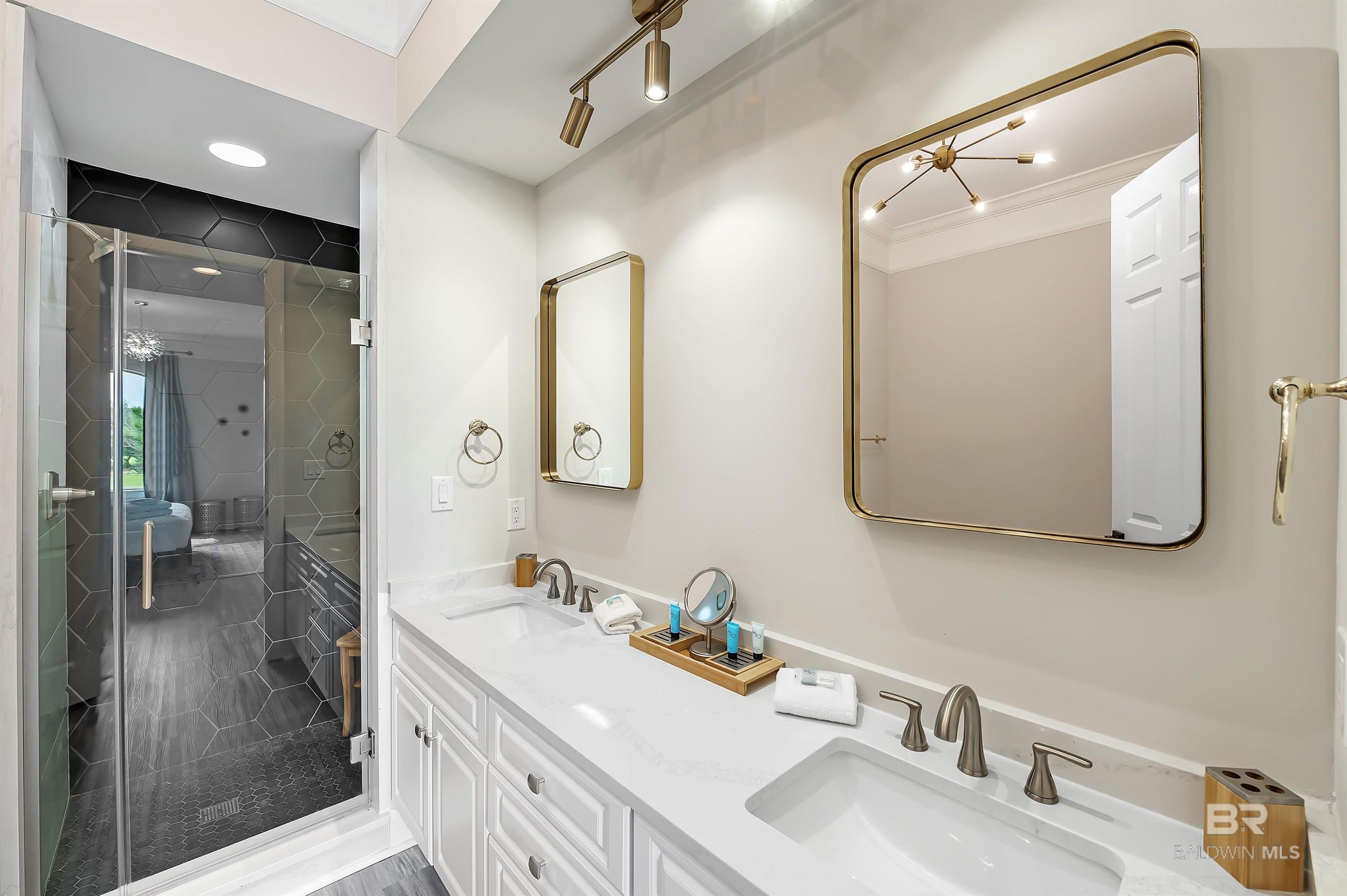 200 Peninsula Boulevard B203