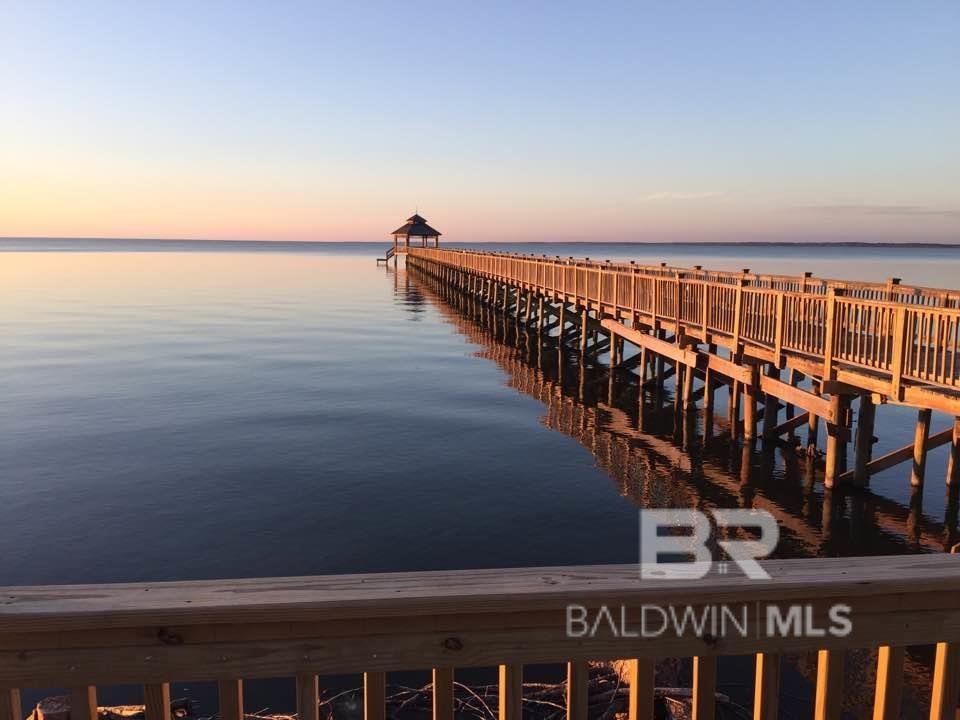 14 Baywalk Drive