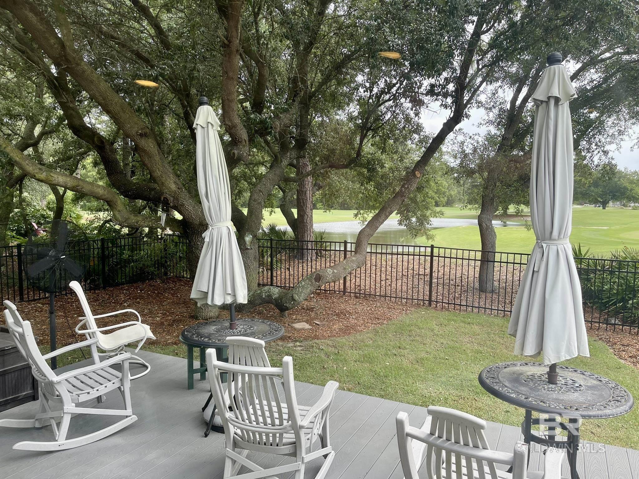 14 Baywalk Drive