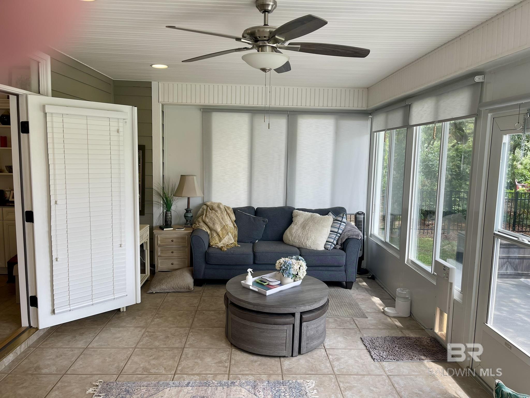 14 Baywalk Drive