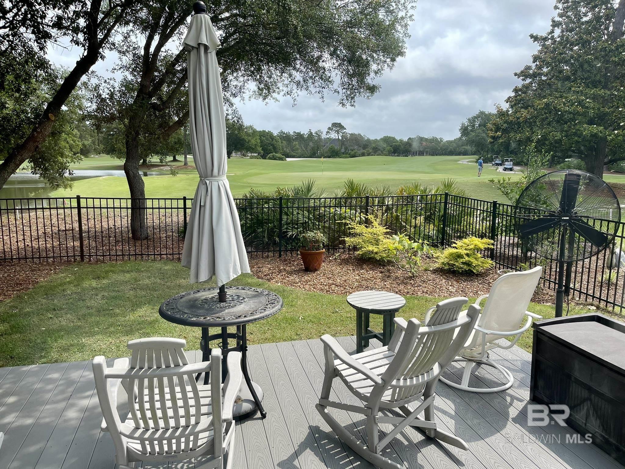 14 Baywalk Drive