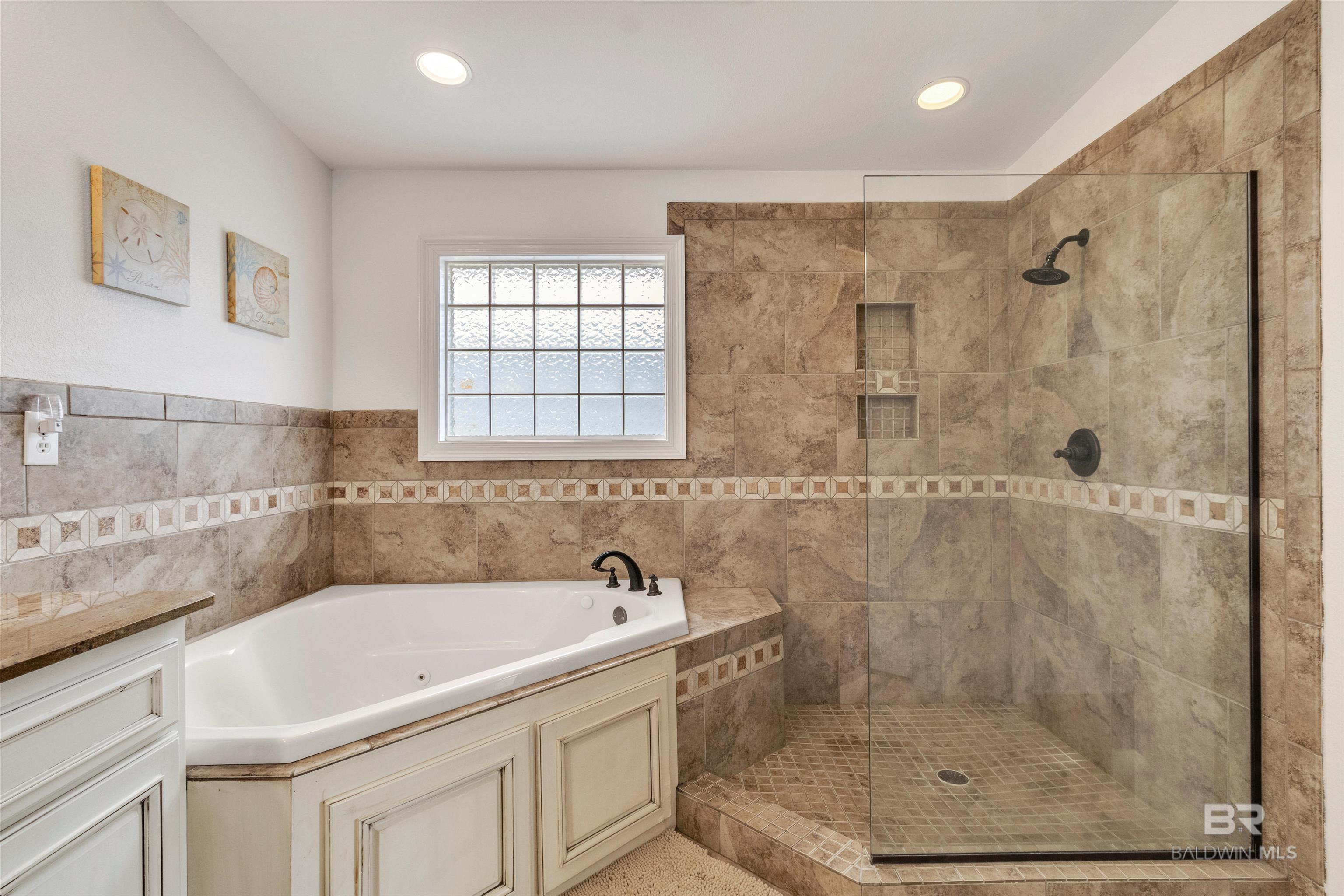 131 Lagoon Drive