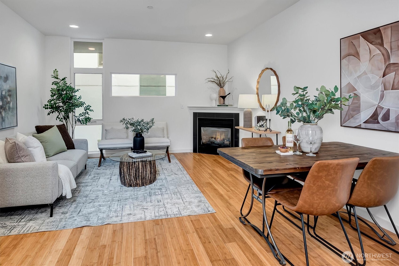 1915 25th Avenue S Unit: Unit D