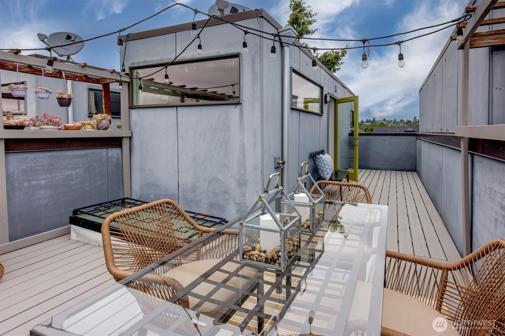 1915 25th Avenue S Unit: Unit D