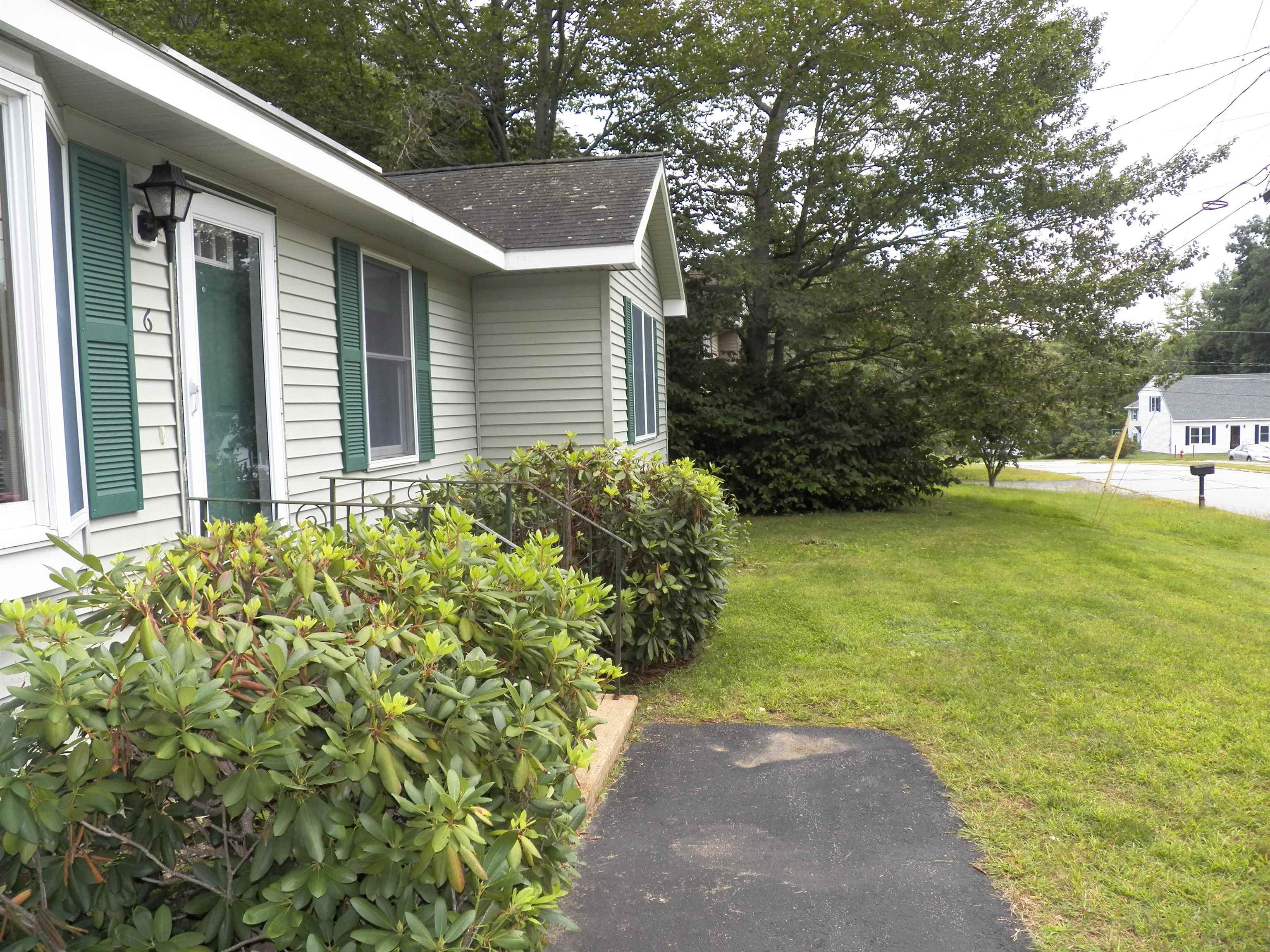 6 Opal Lane