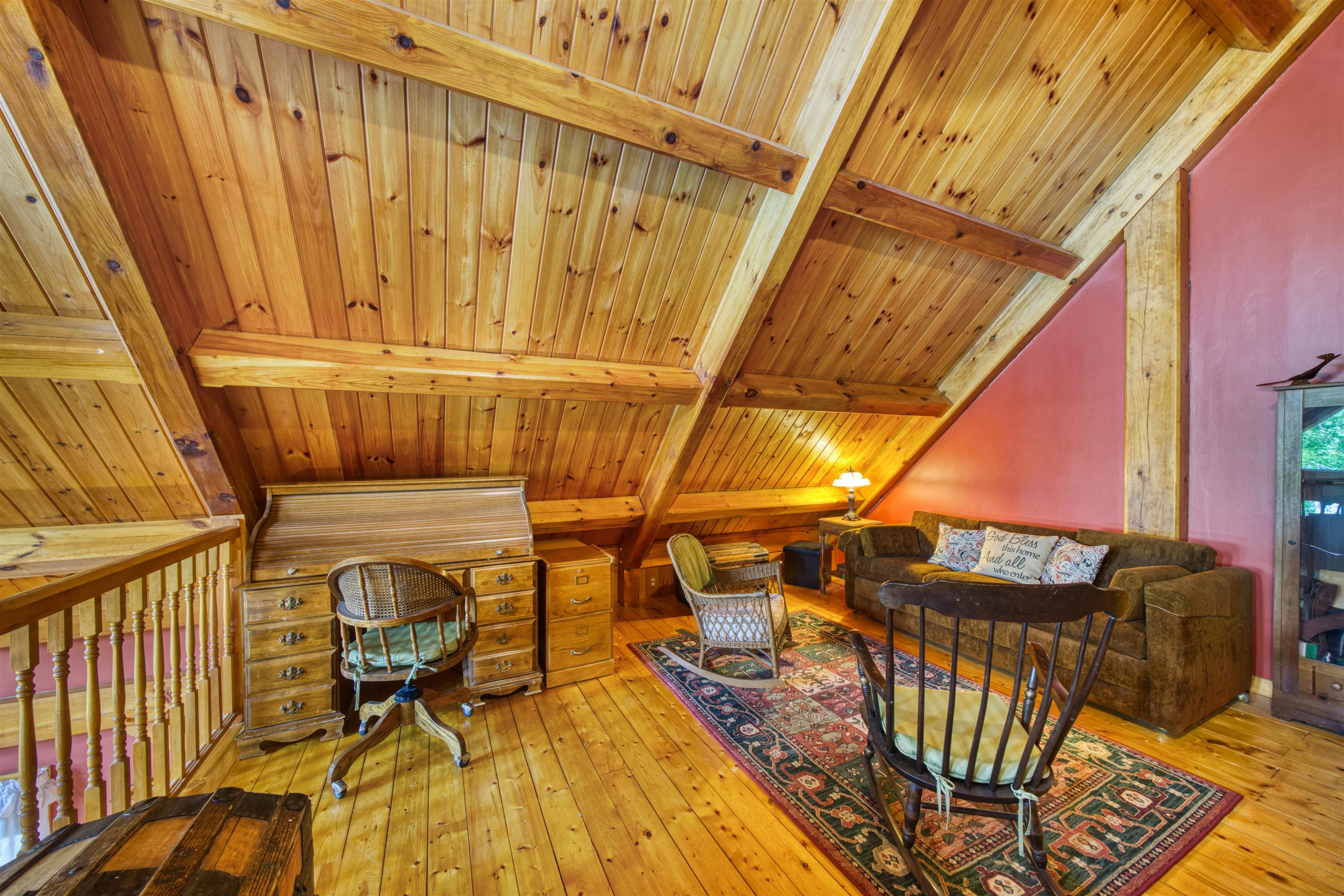 1705 Valley Road