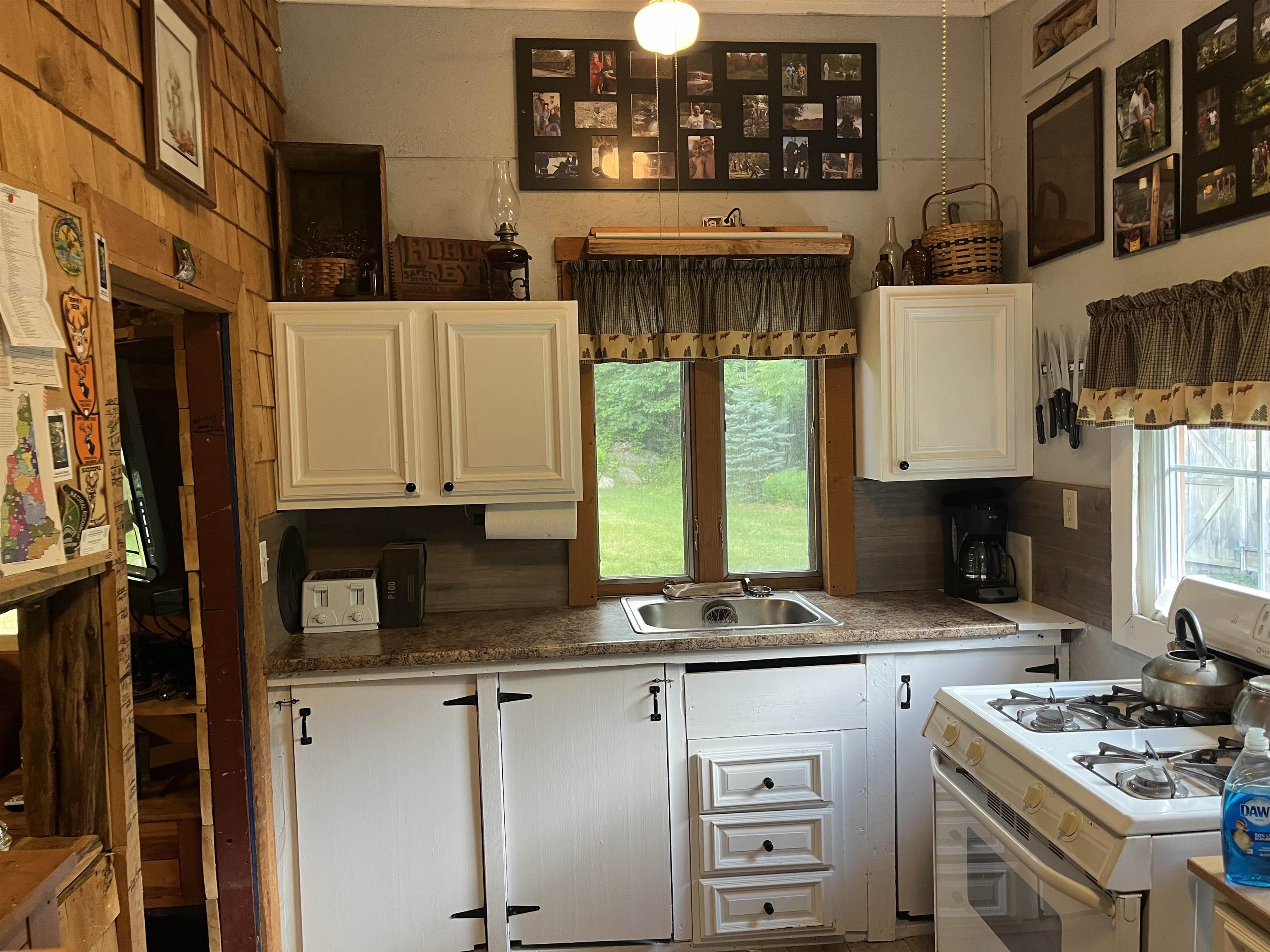 564 Mountain Road
