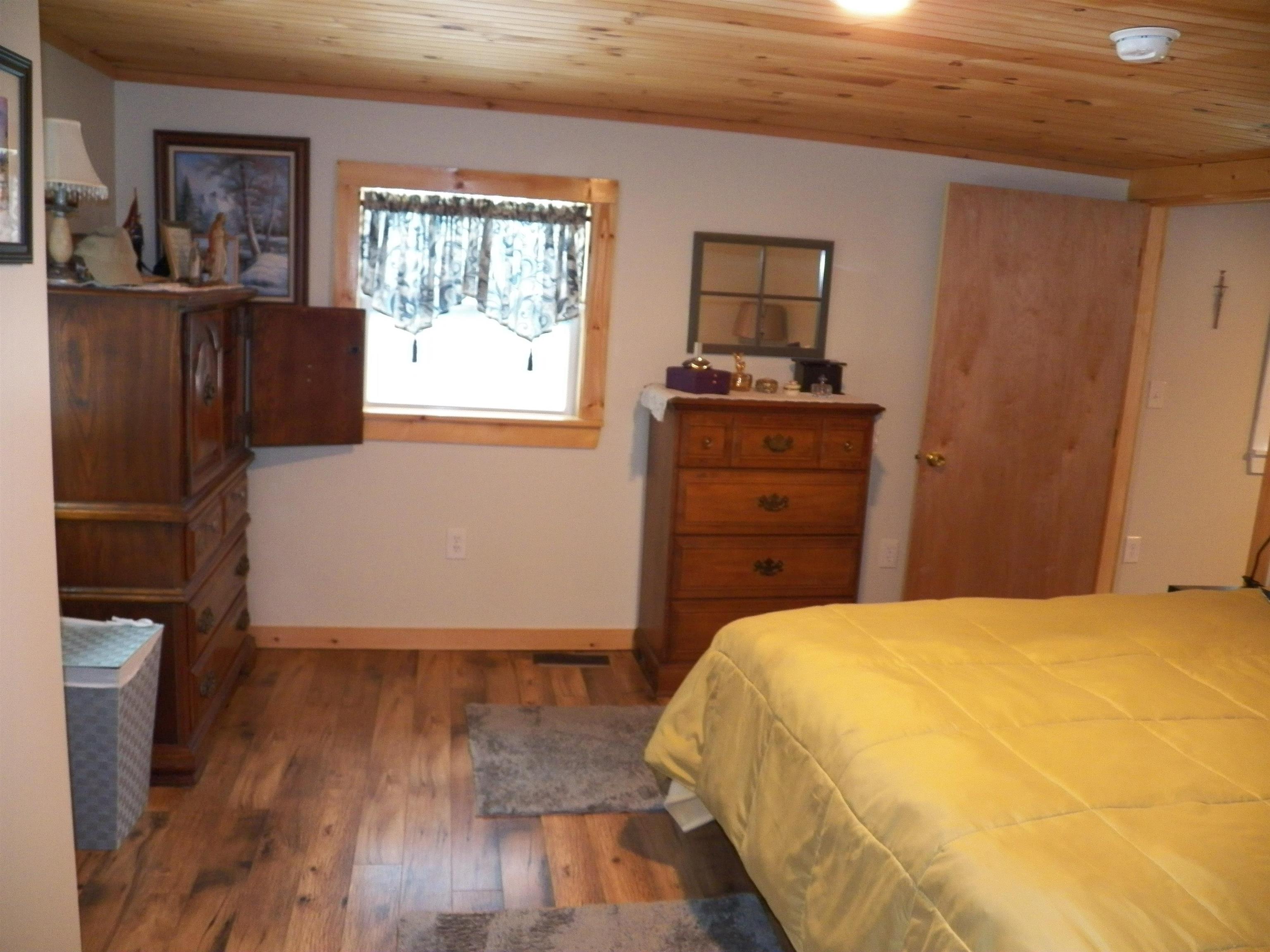 6 Deerpoint Drive