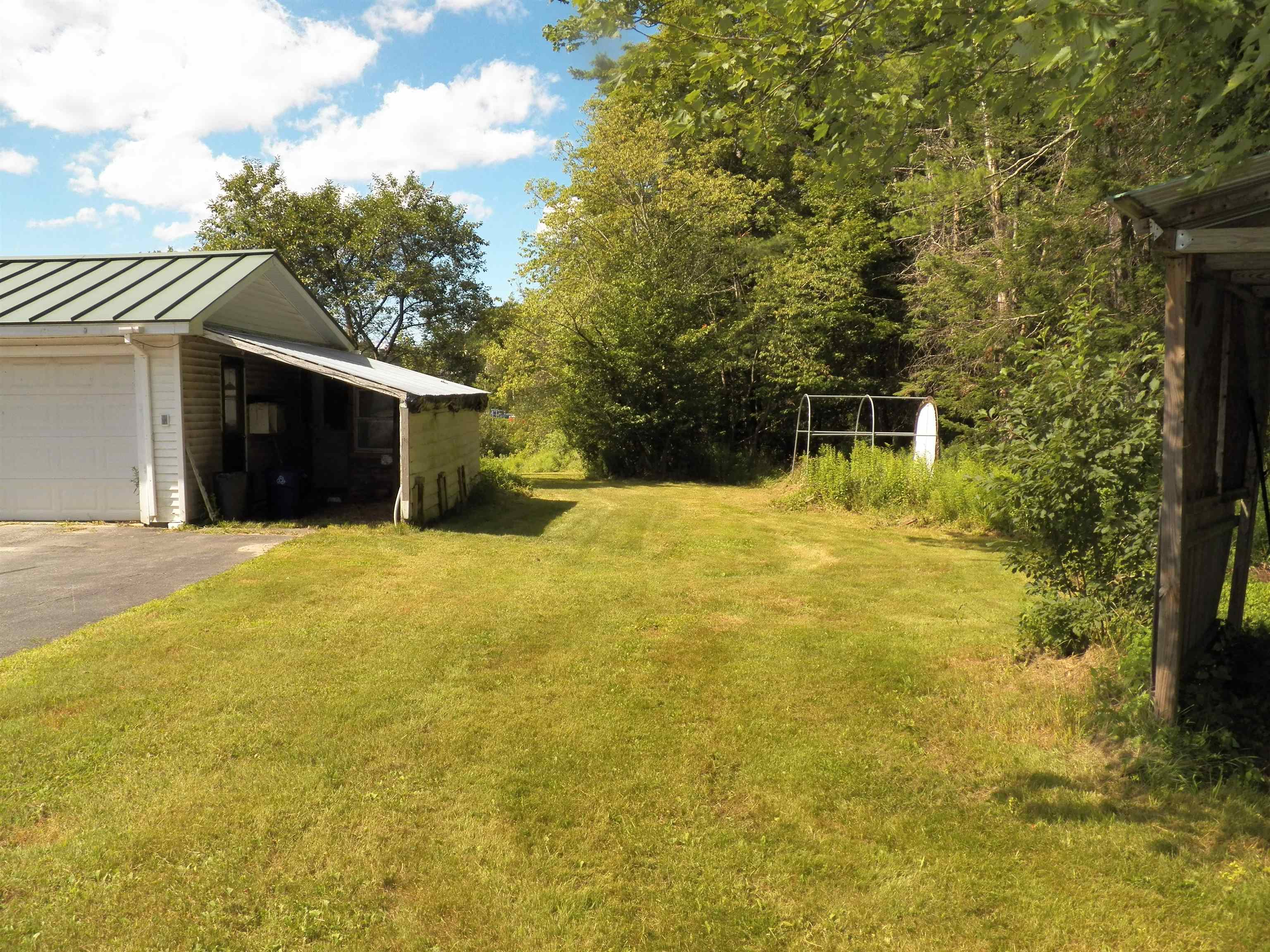 27 N Hedgehog Hill Road