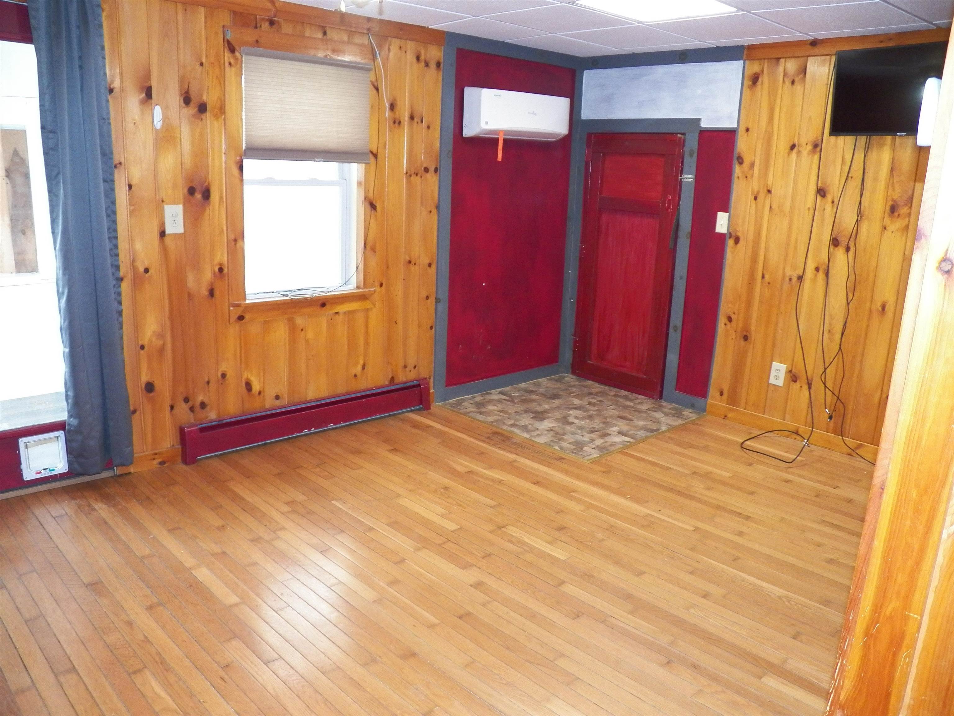27 N Hedgehog Hill Road