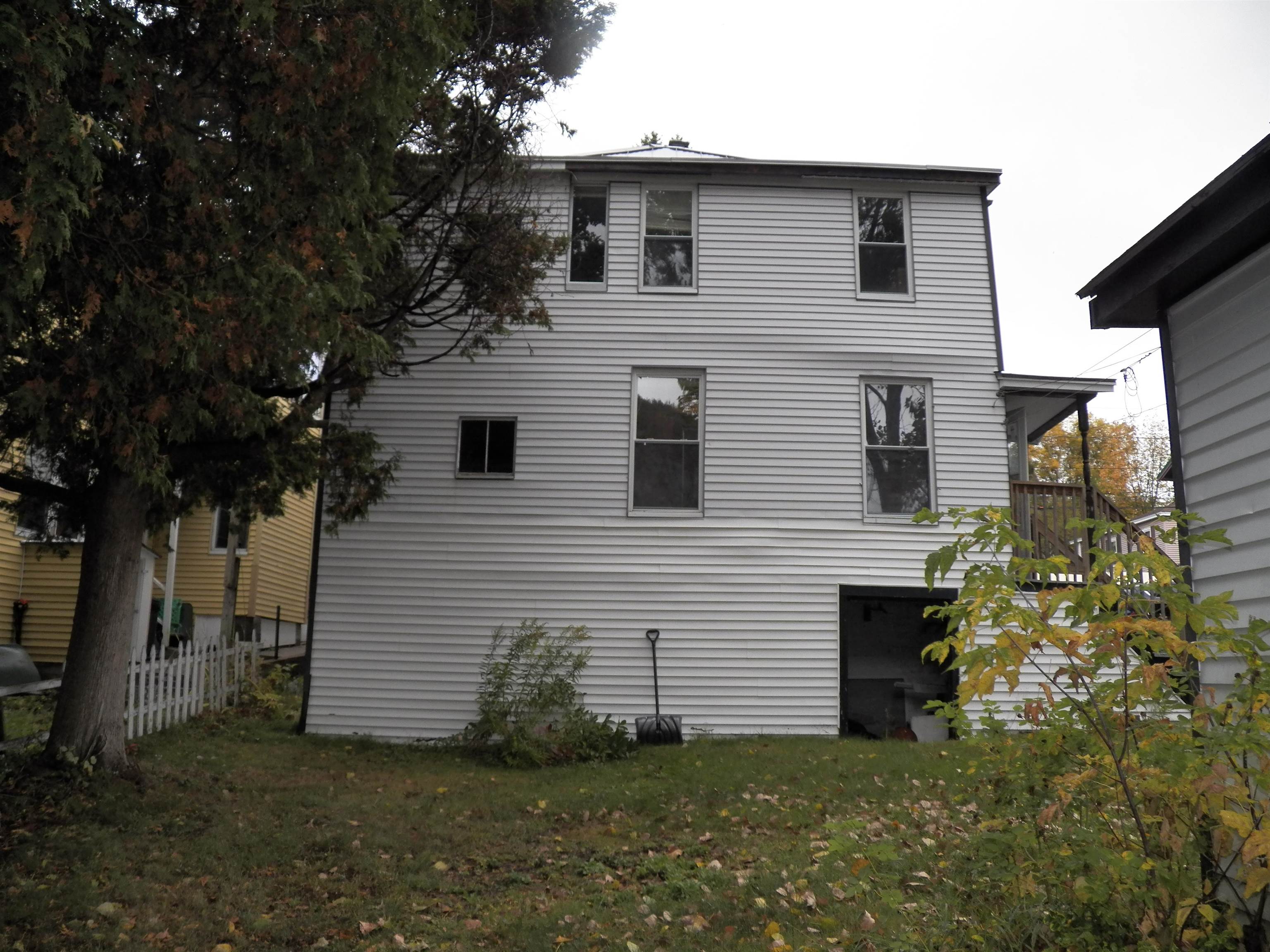 437 Willard Street