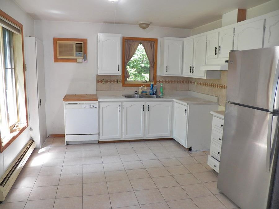 25 Woodlawn Avenue
