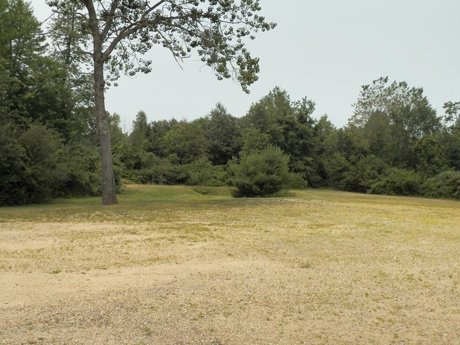 146 Calef Highway