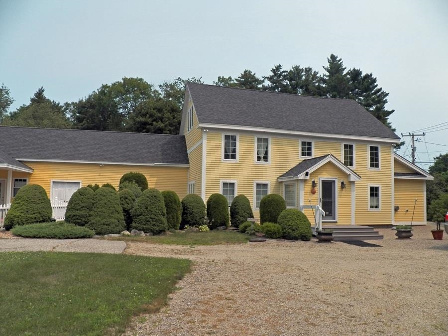 146 Calef Highway