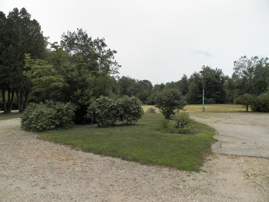 146 Calef Highway