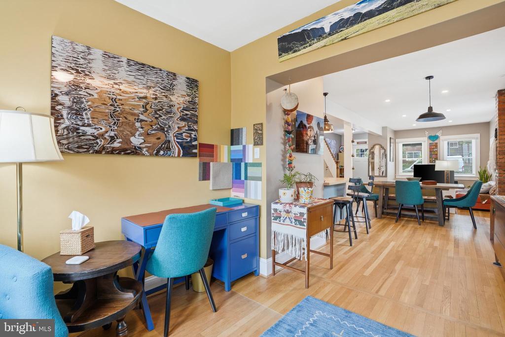 3013 7TH STREET NE