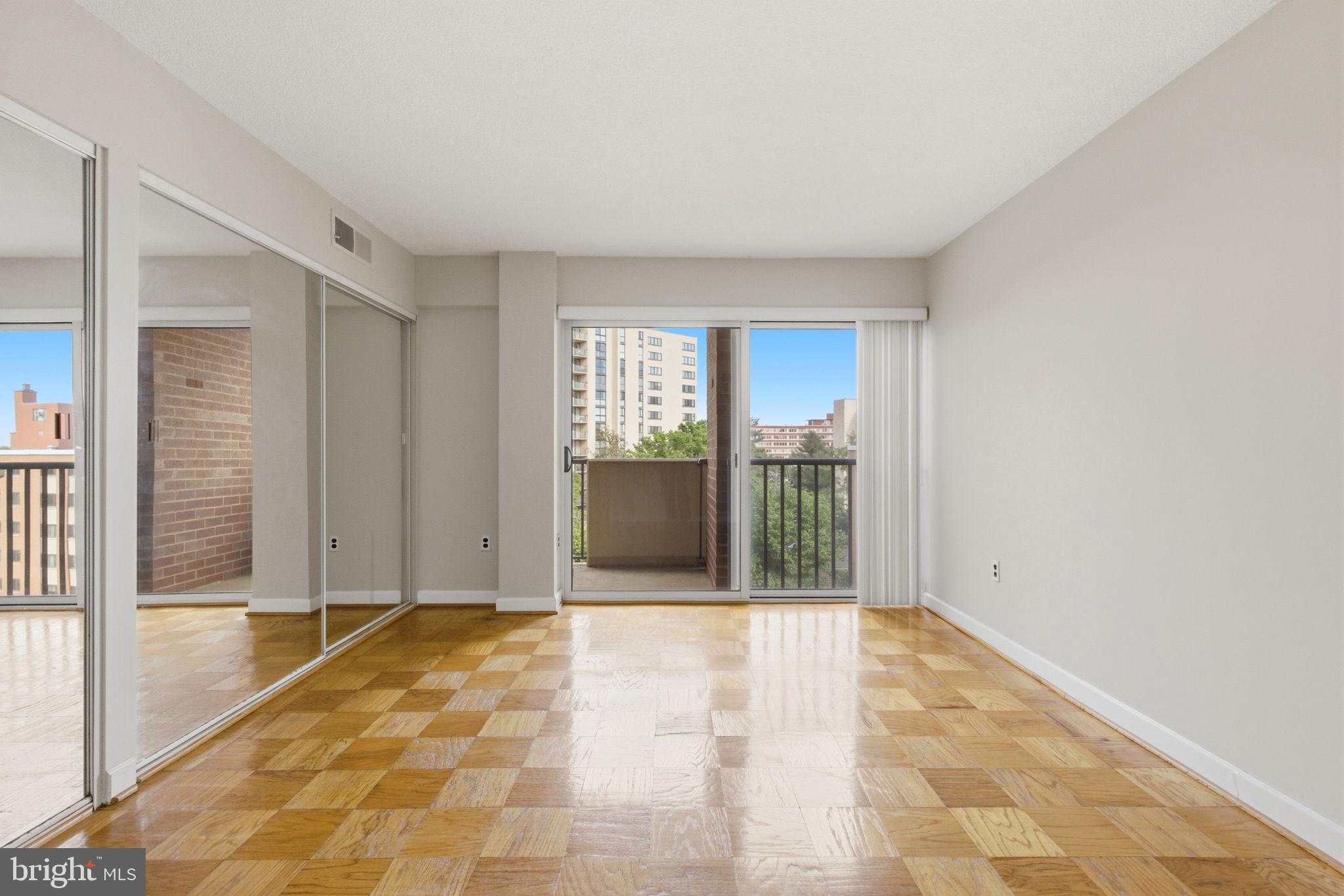 1300 ARMY NAVY DRIVE 815