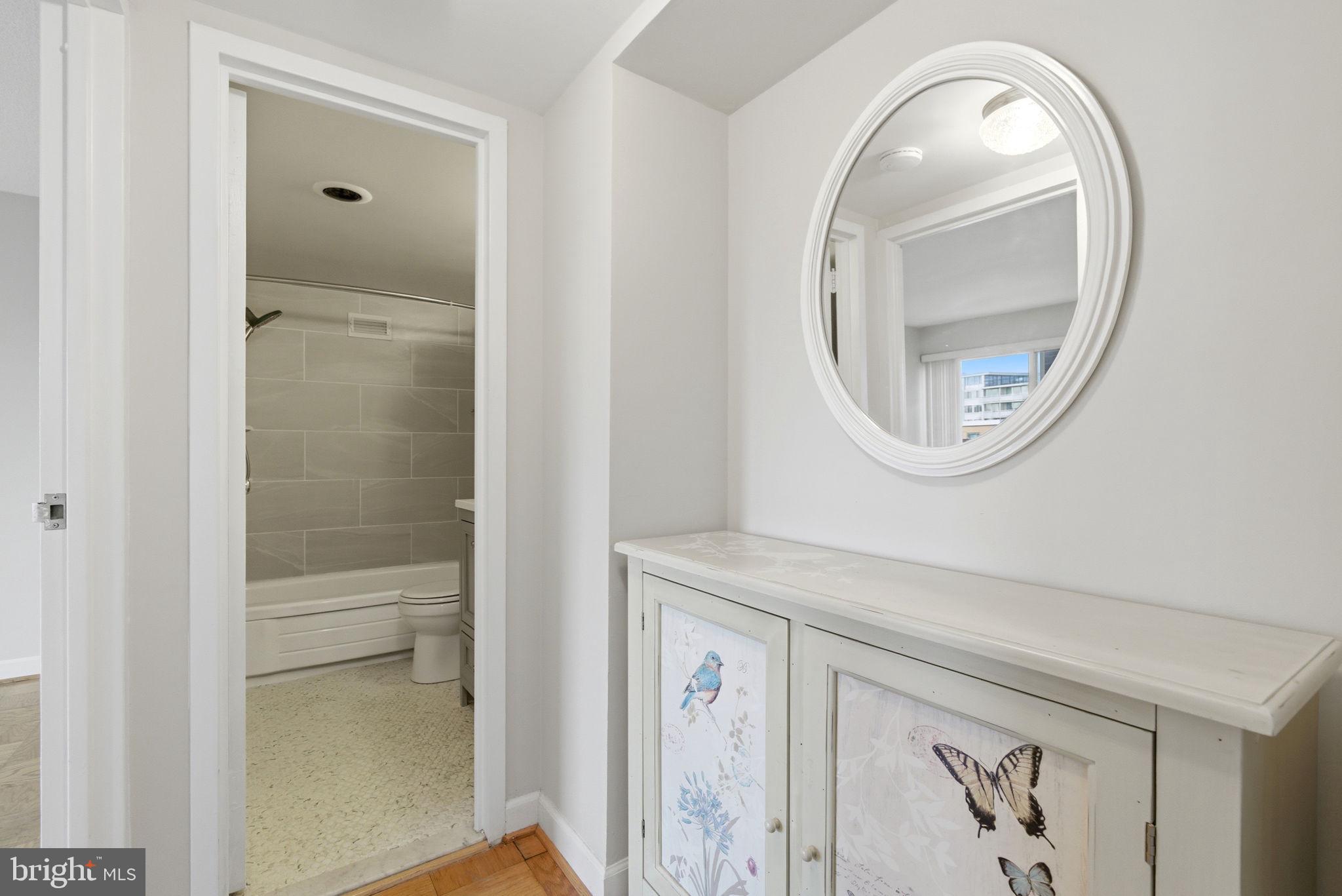 1300 ARMY NAVY DRIVE 815