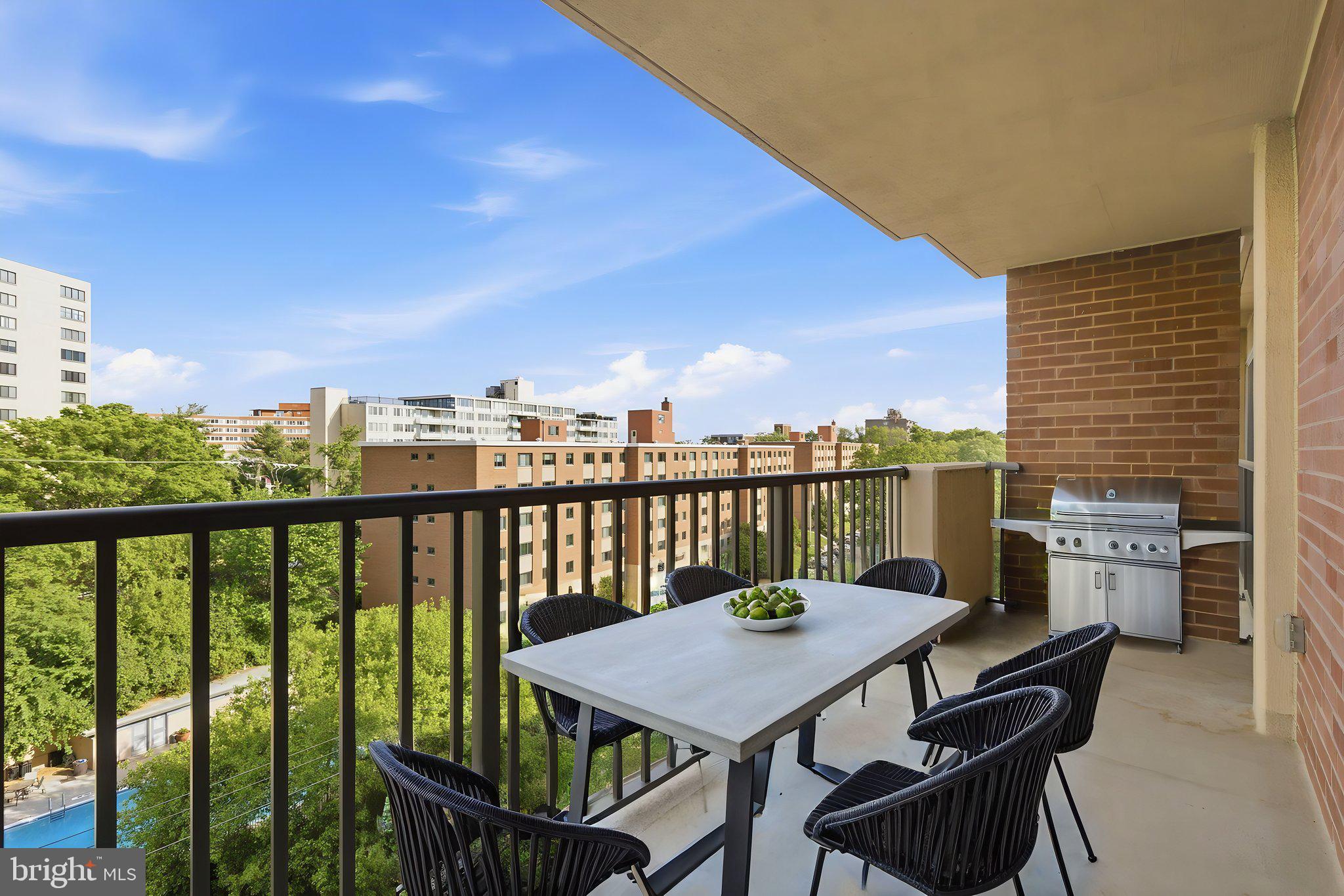 1300 ARMY NAVY DRIVE 815