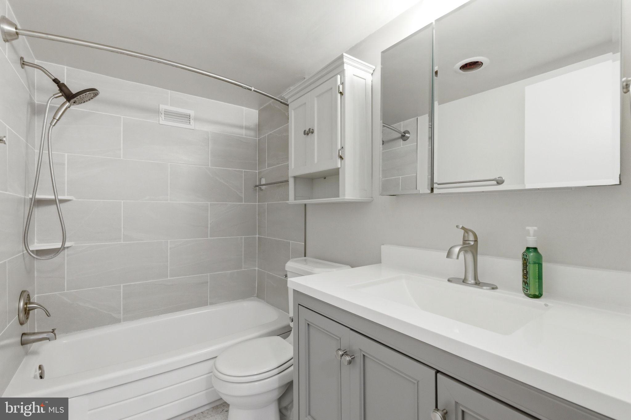 1300 ARMY NAVY DRIVE 815