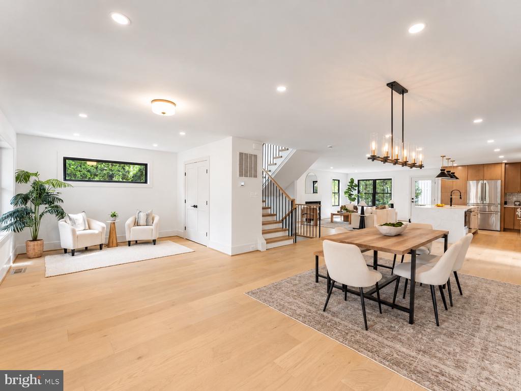 4608 2ND ROAD N