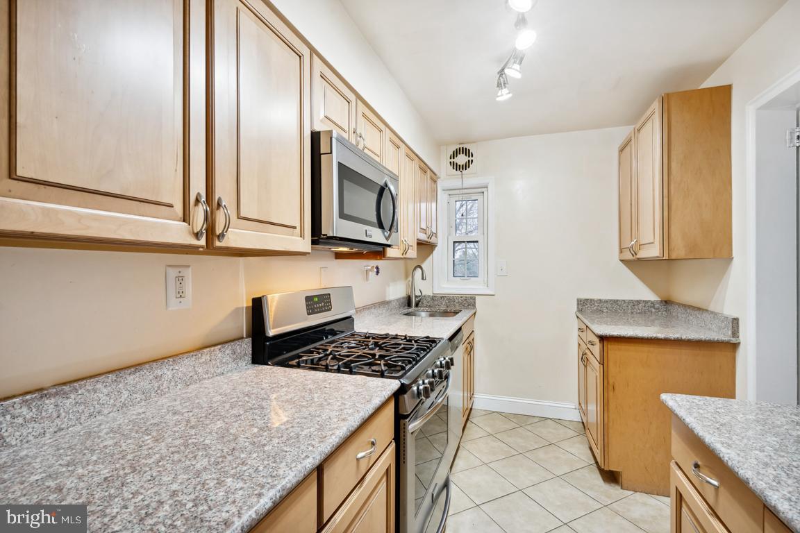 138 CAMBRIDGE RD #A