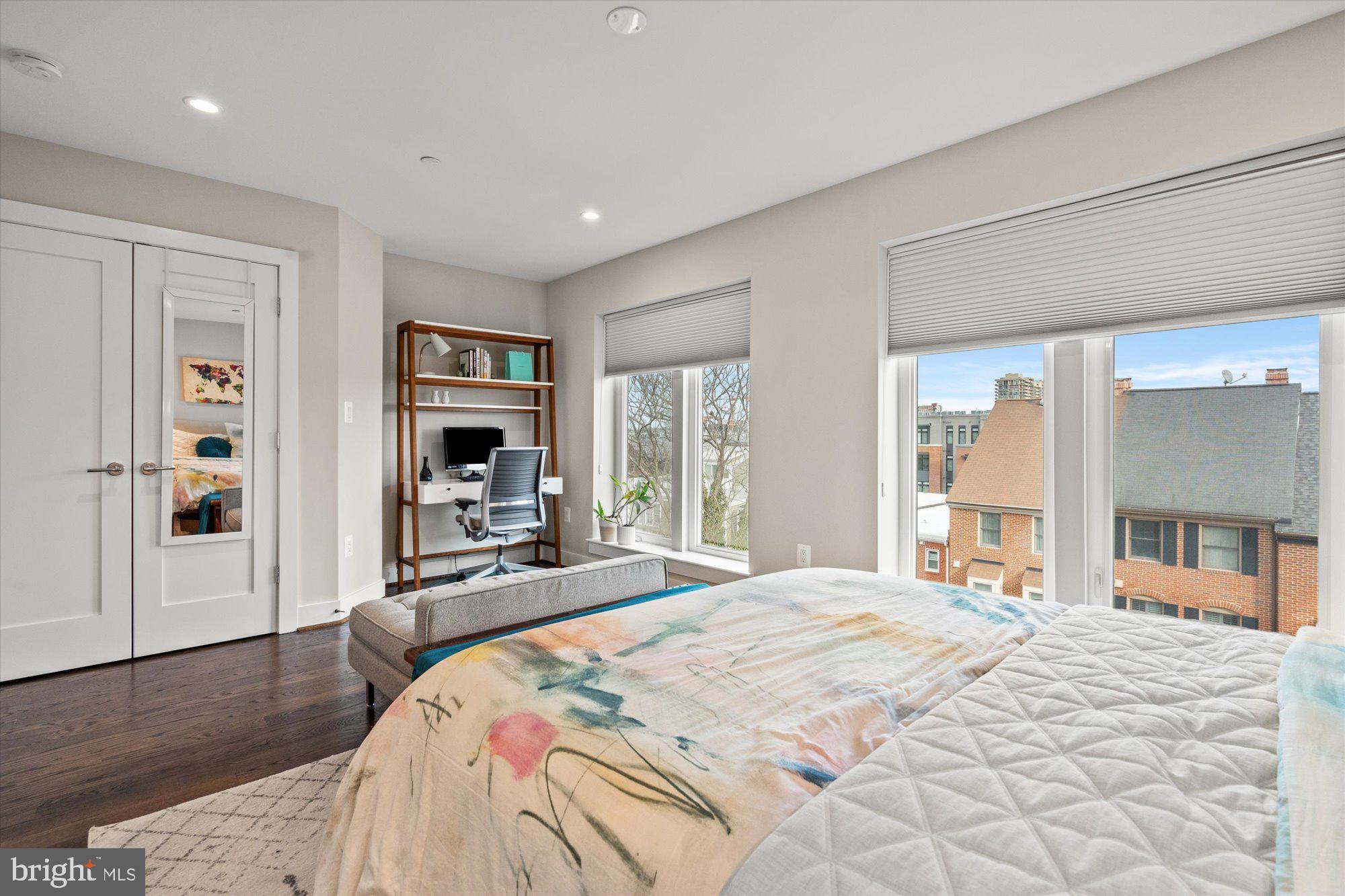 607 SLADE CT