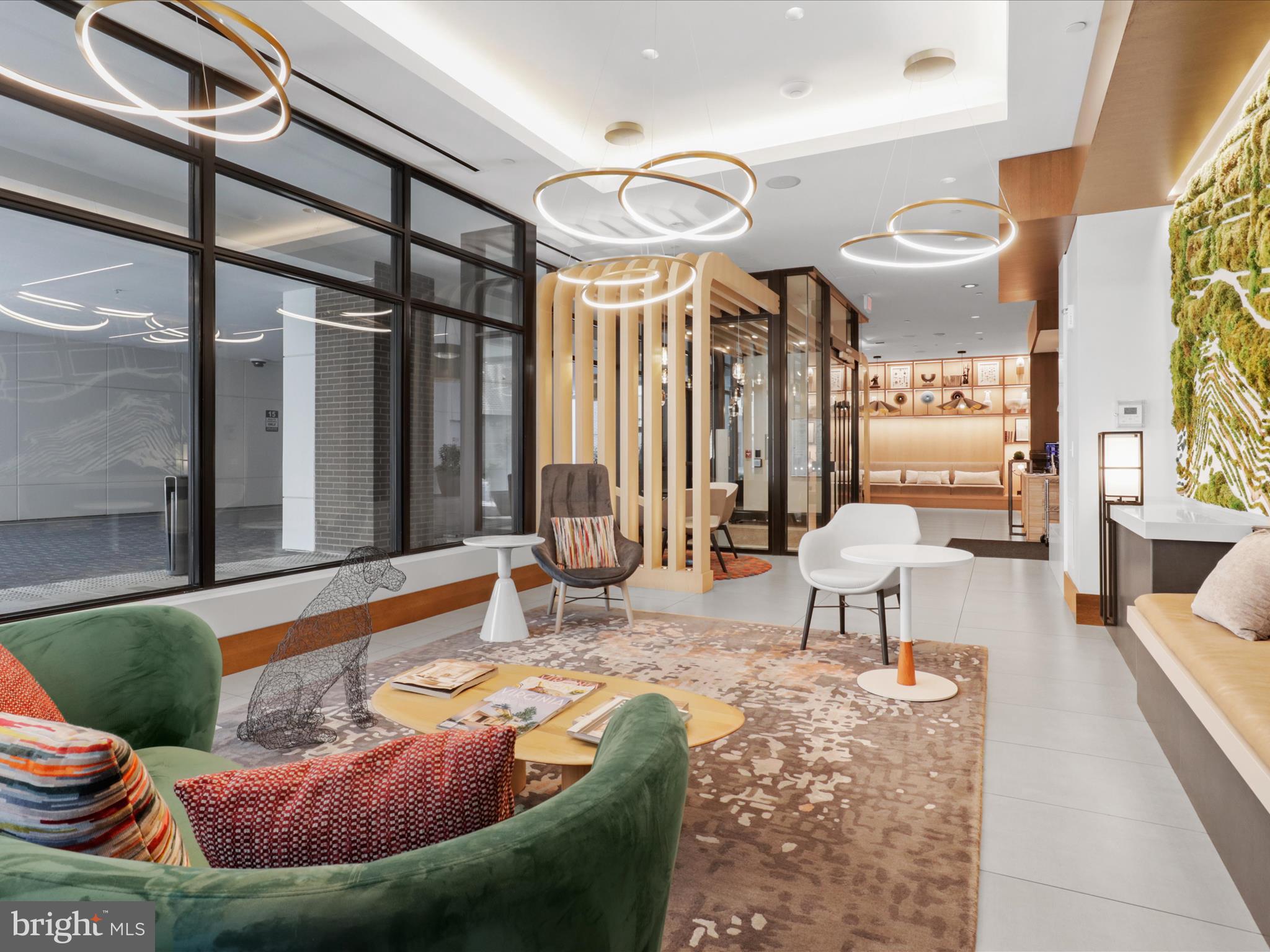 925 N FAIRFAX ST #704