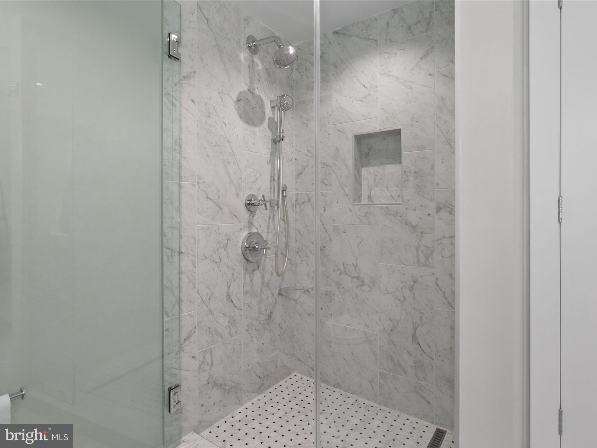 925 N FAIRFAX ST #704