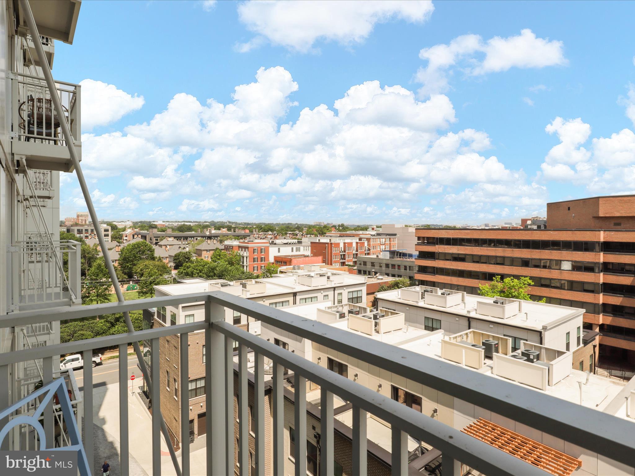 925 N FAIRFAX ST #704