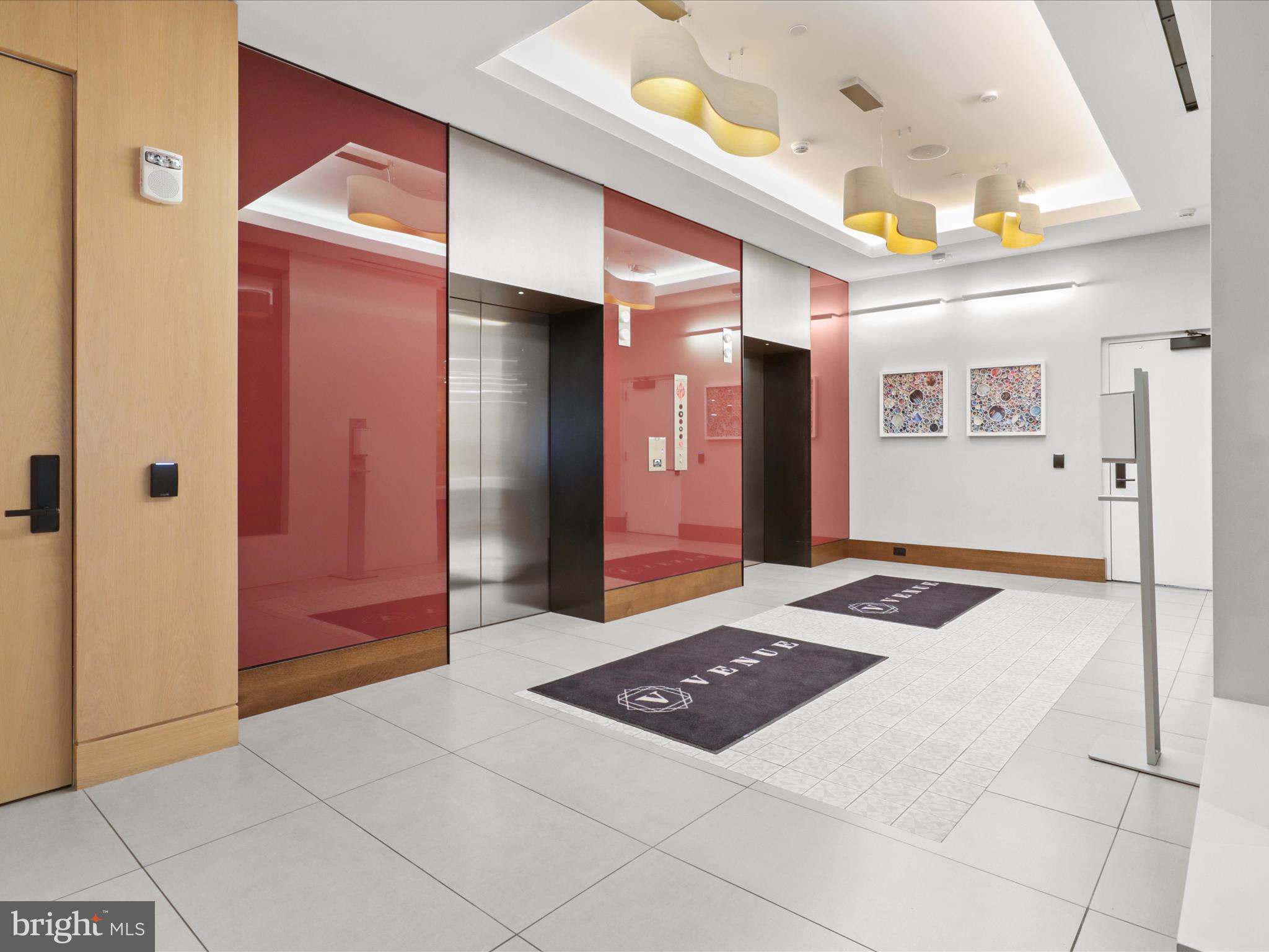 925 N FAIRFAX ST #704