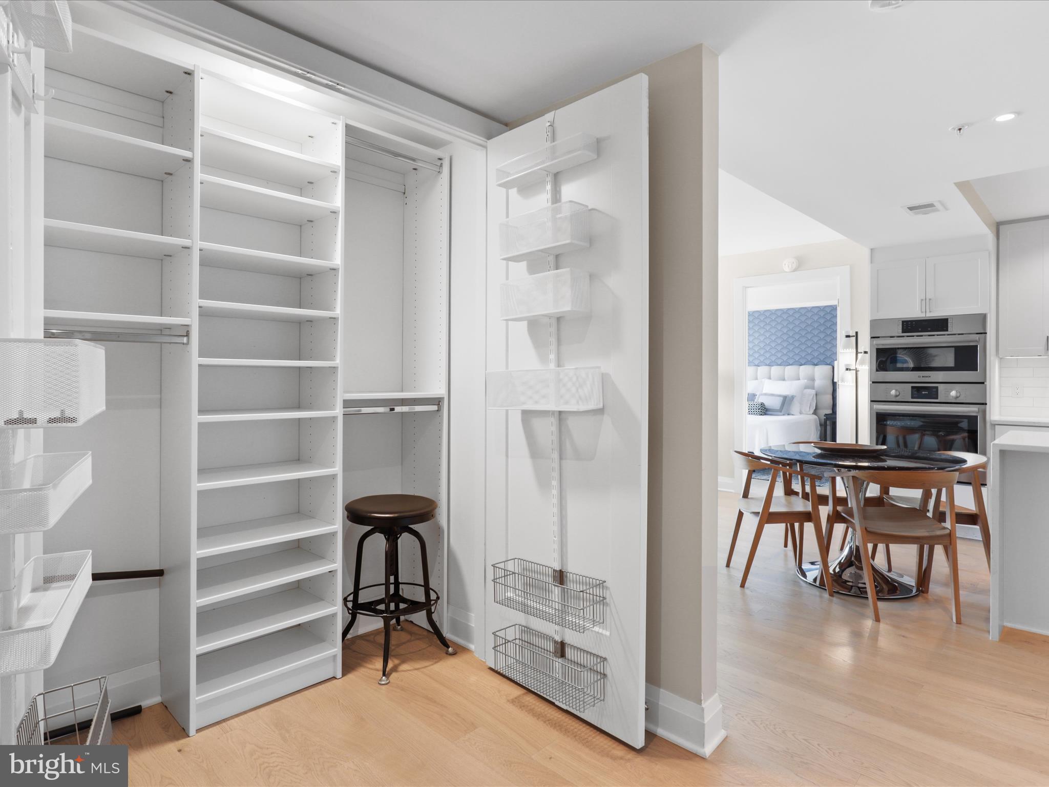 925 N FAIRFAX ST #704