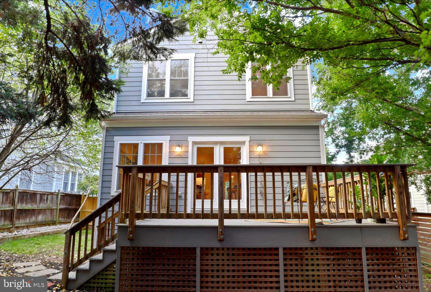 22 W del Ray Ave