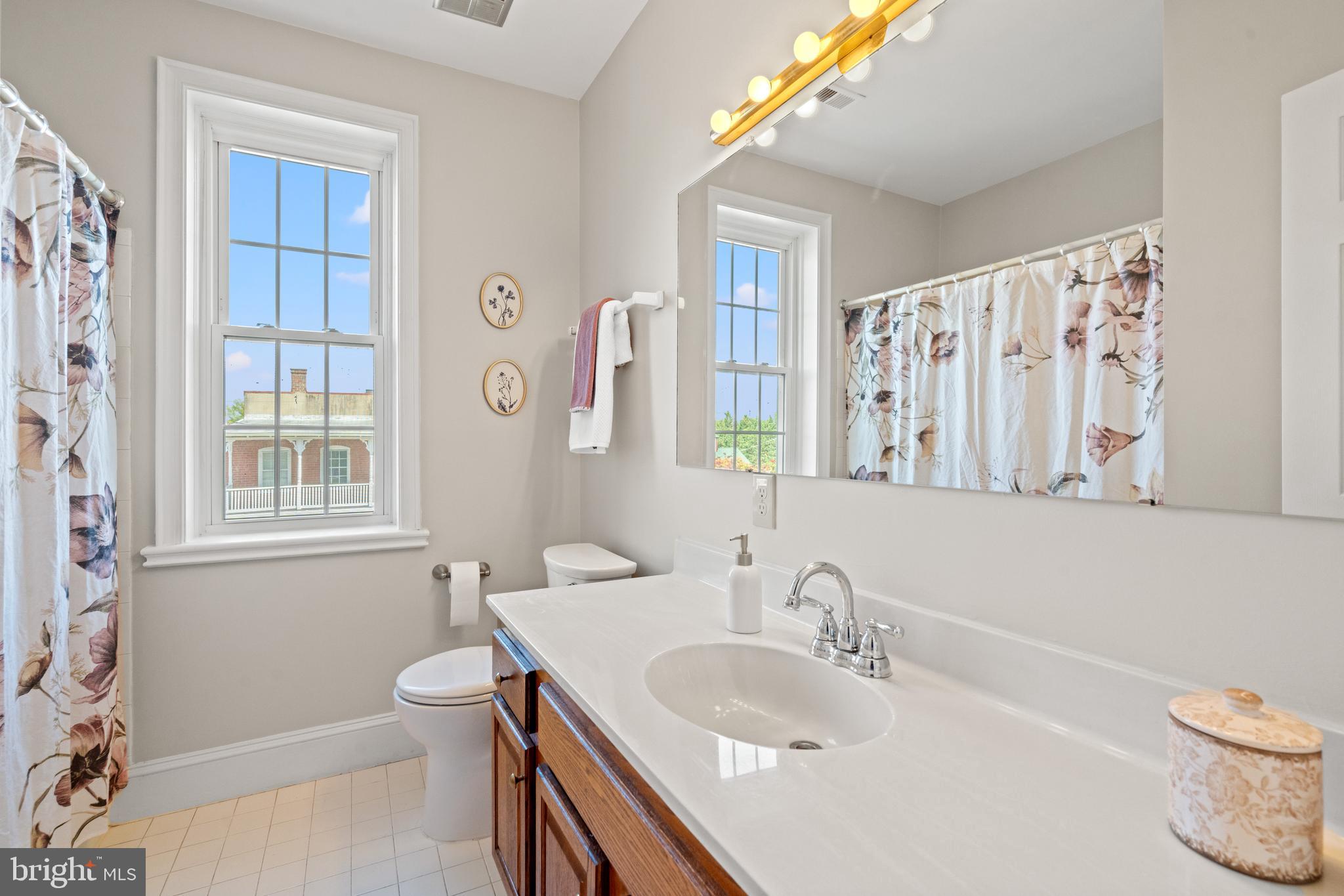 539 S COLUMBUS STREET