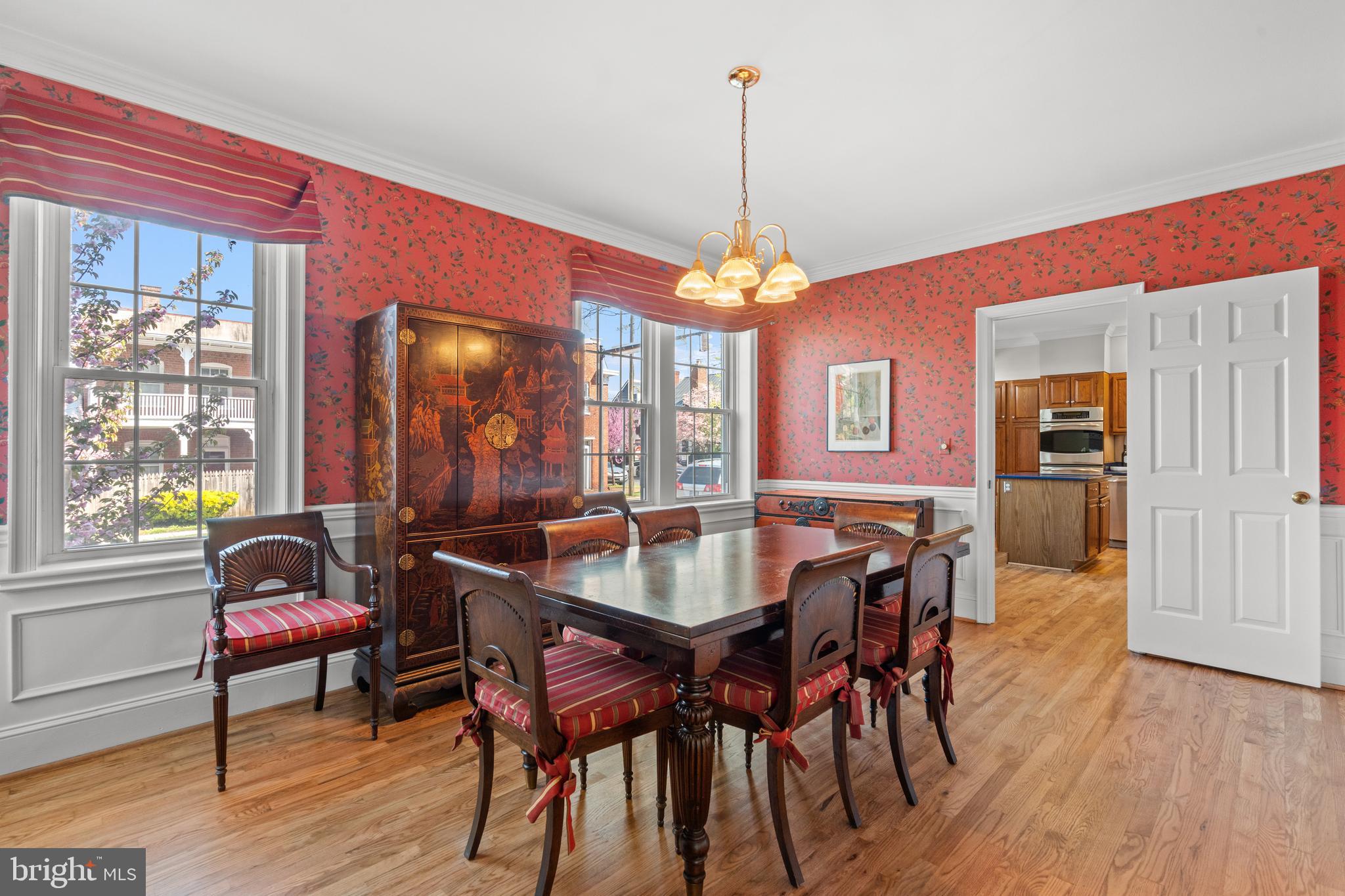 539 S COLUMBUS STREET