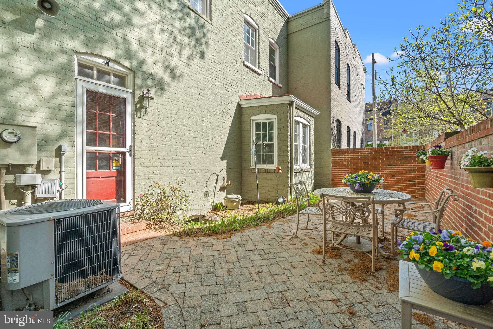 539 S COLUMBUS STREET