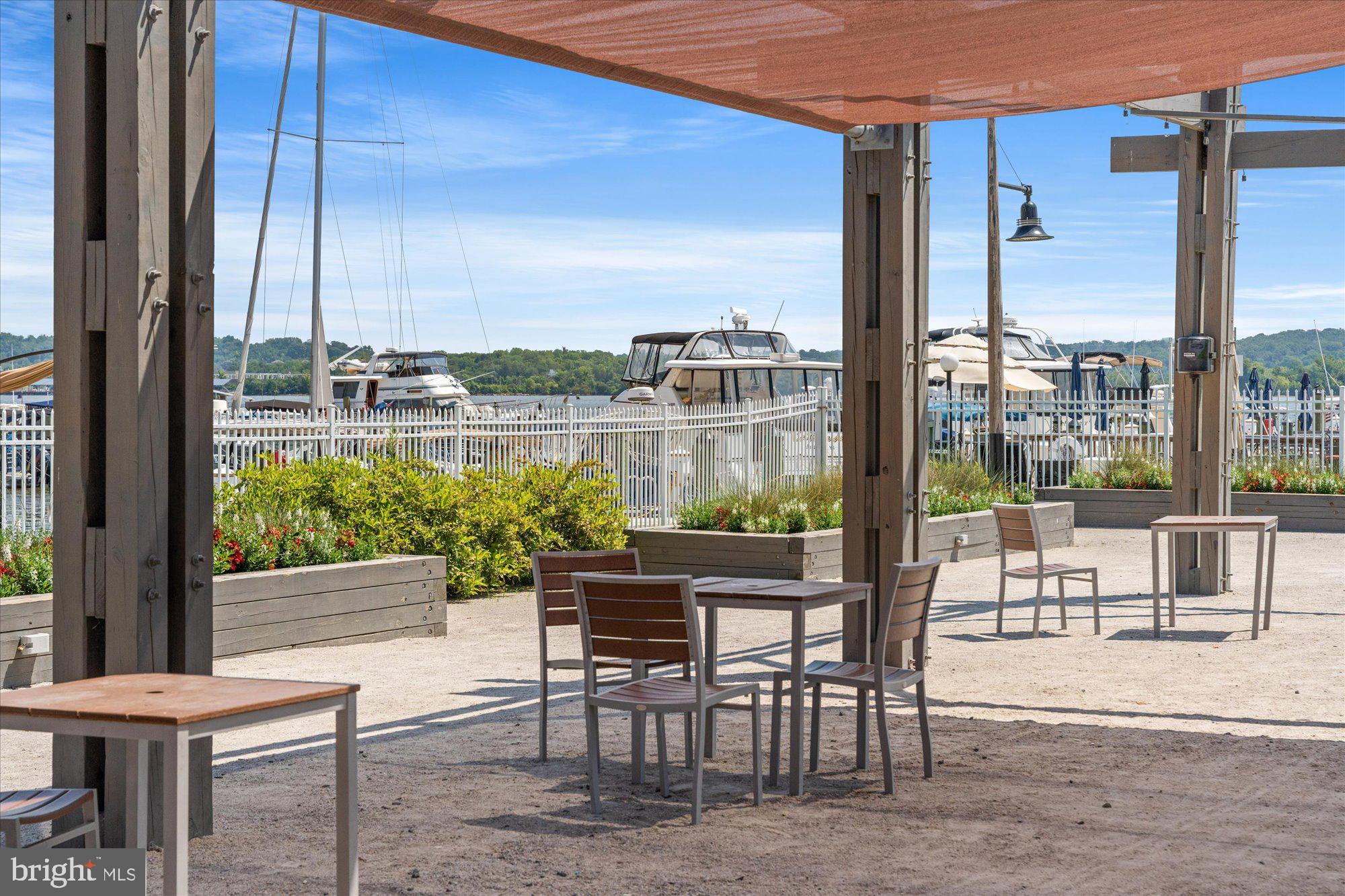 539 S COLUMBUS STREET