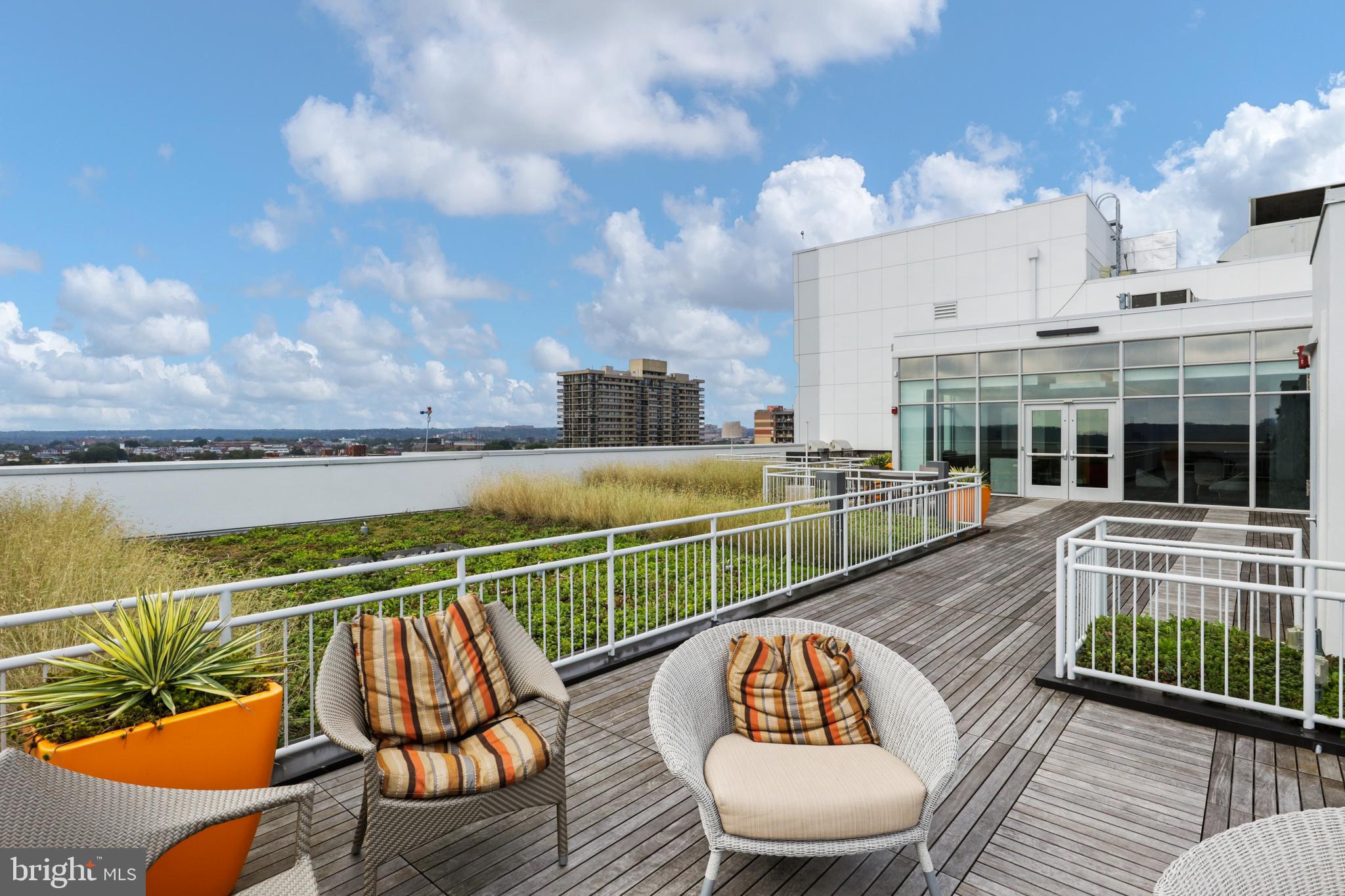 925 N FAIRFAX STREET 311